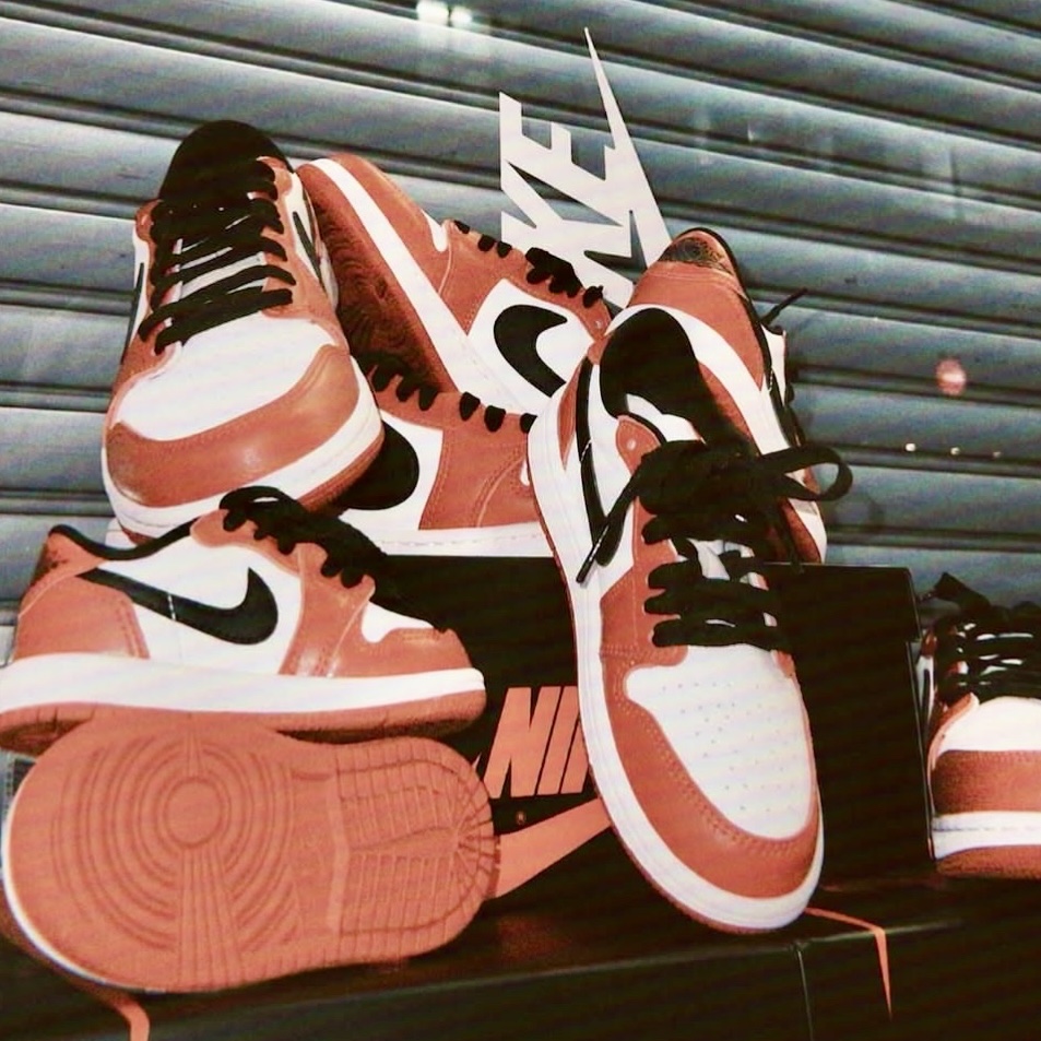 Jordan 1 Retro Low OG Chicago 착용 스타일 - 1