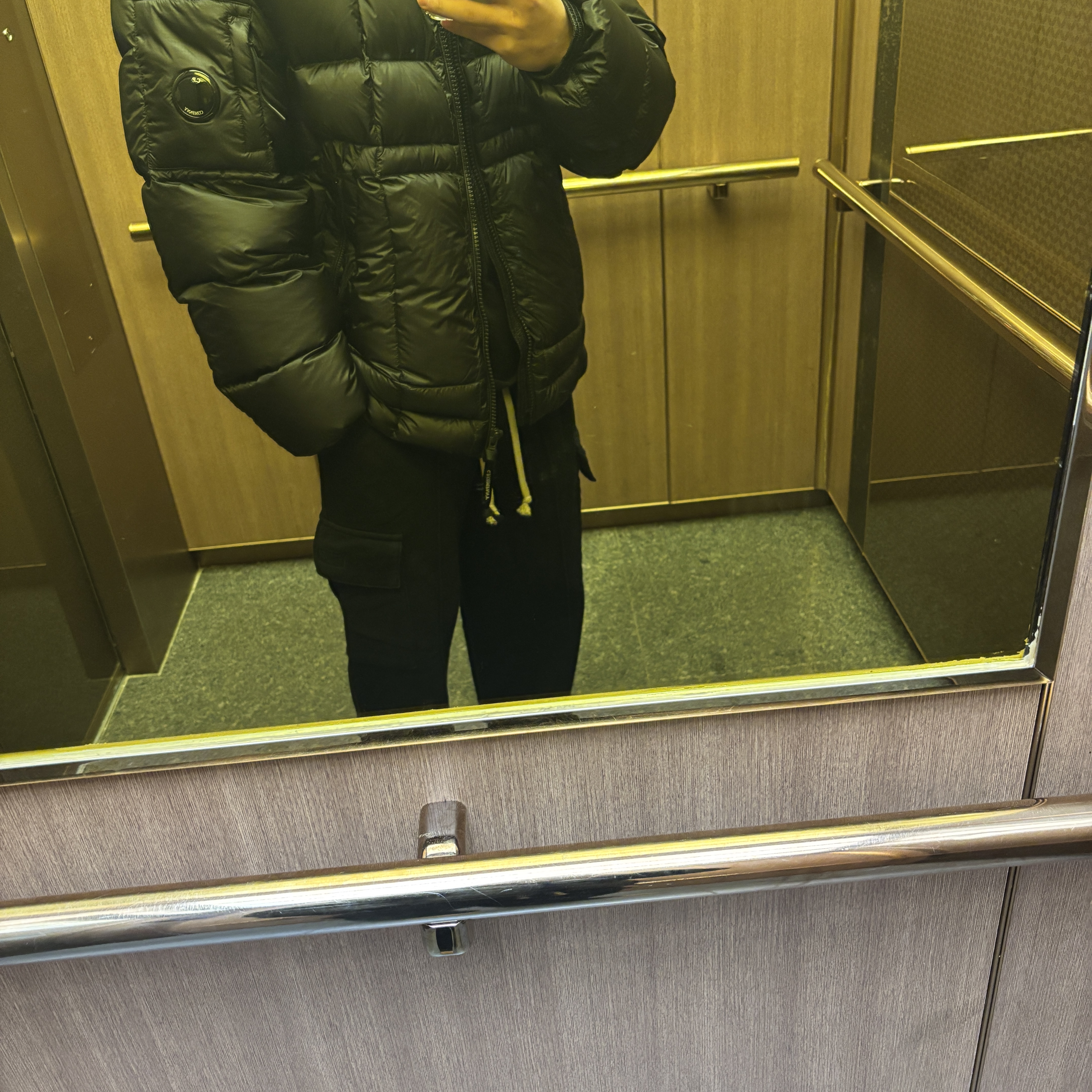 C.P. Company D.D. Shell Hooded Down Jacket Black - 25FW 착용 스타일 - 1