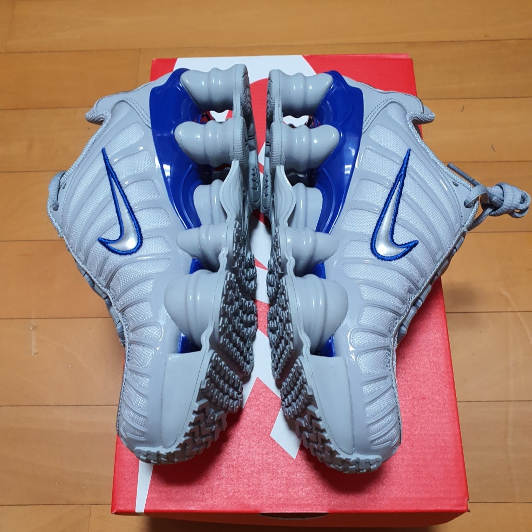 Nike Shox TL Wolf Grey Racer Blue 착용 스타일