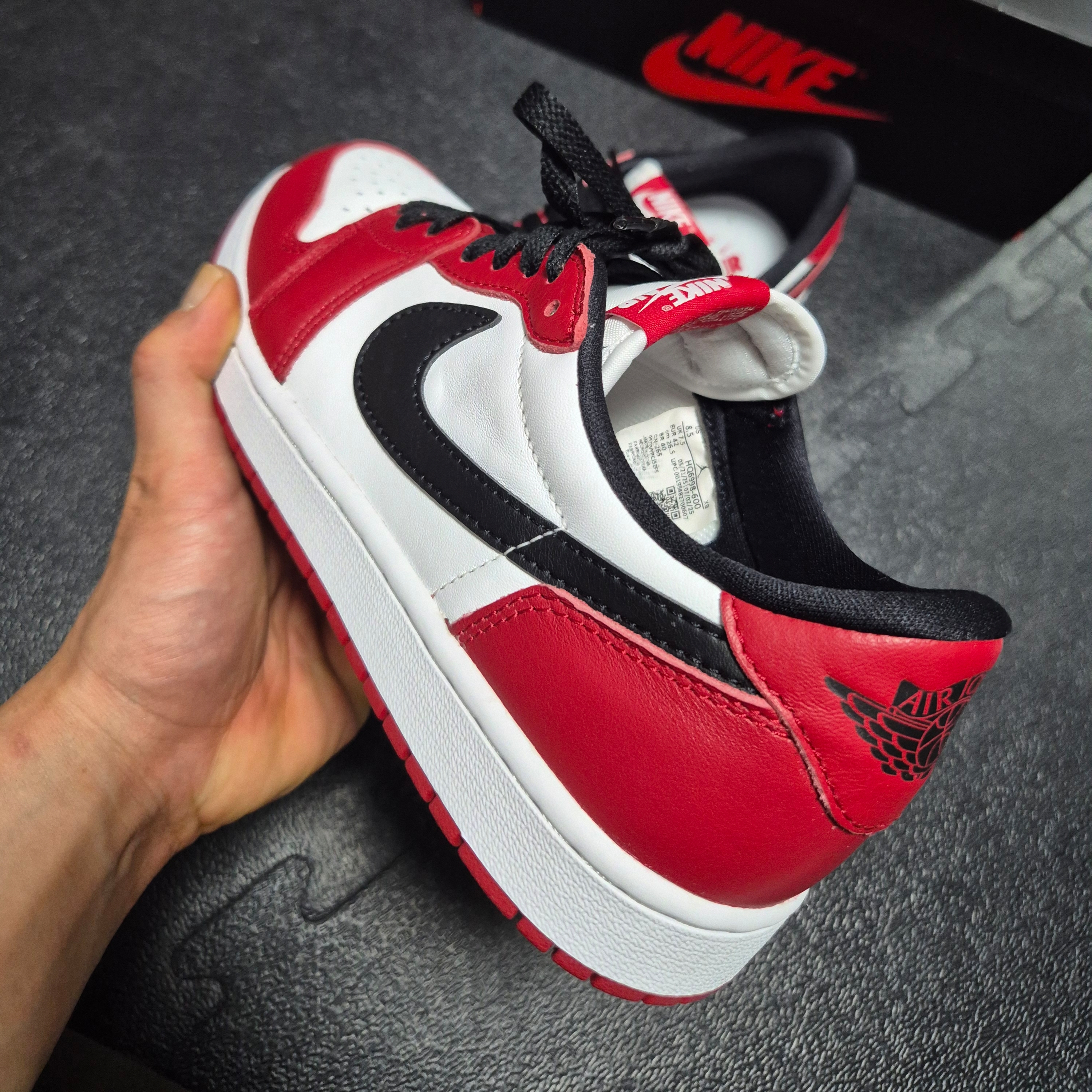 Jordan 1 Retro Low OG Chicago 착용 스타일 - 2