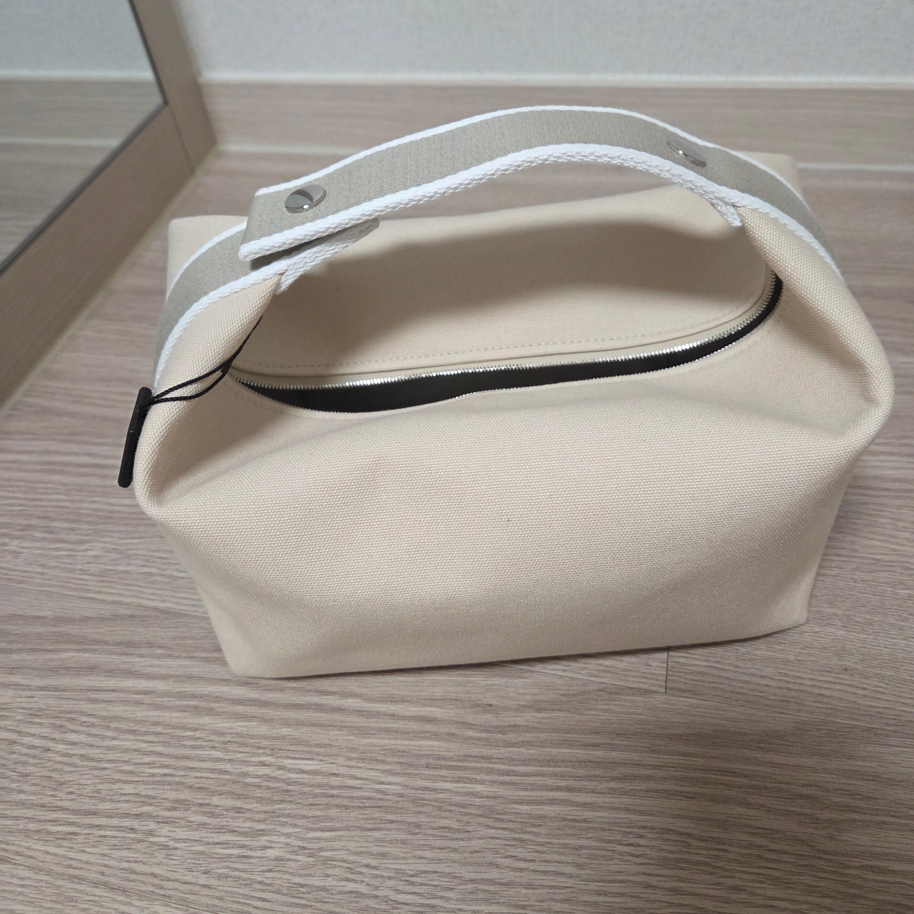Hermes Large Bride-A-Brac Case Canvas & Naturel 착용 스타일 - 2