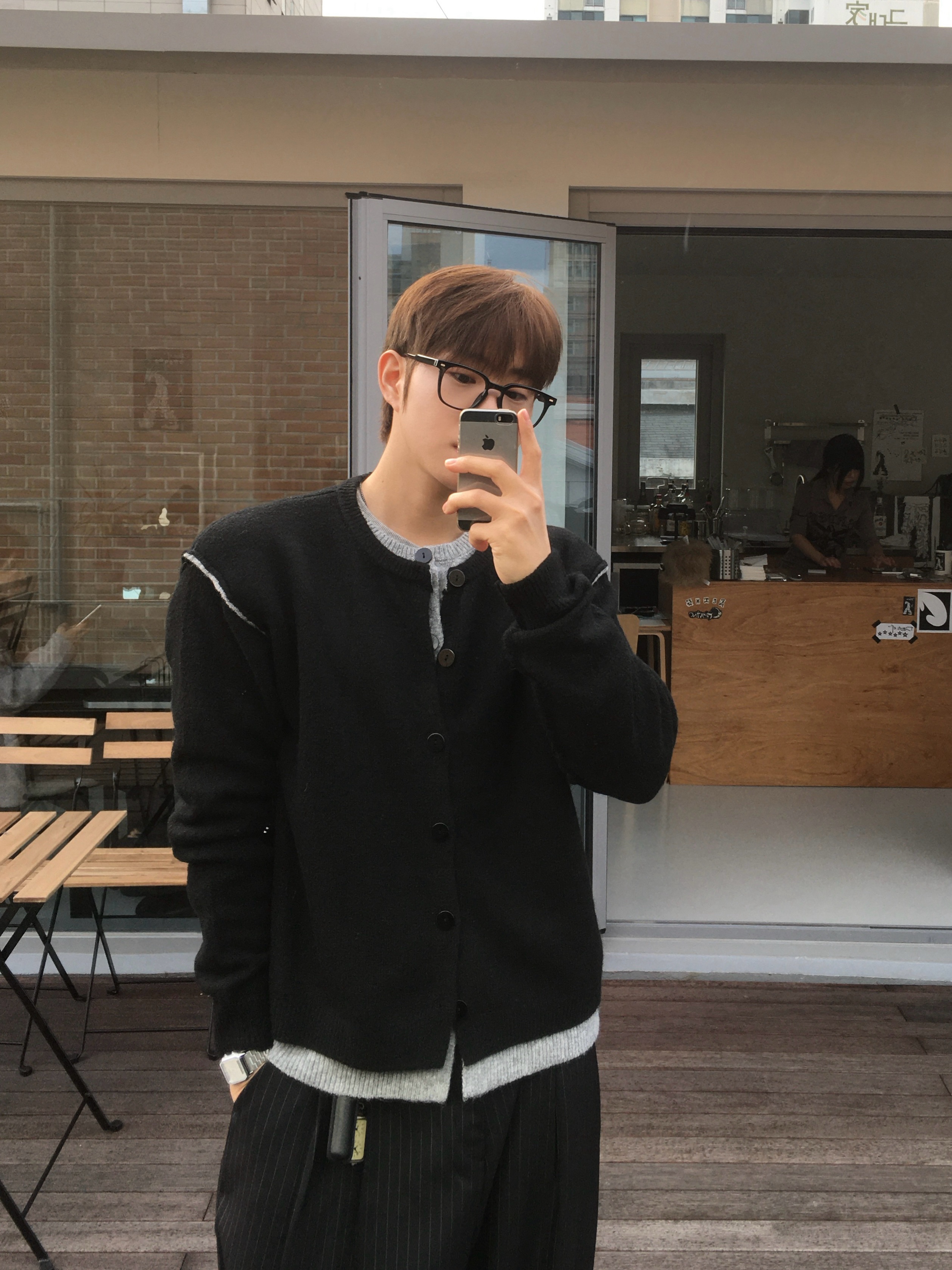 Casio AQ-230A-7AMQY, Dr. Martens 1461 Smooth Black 착용 스타일 - 1