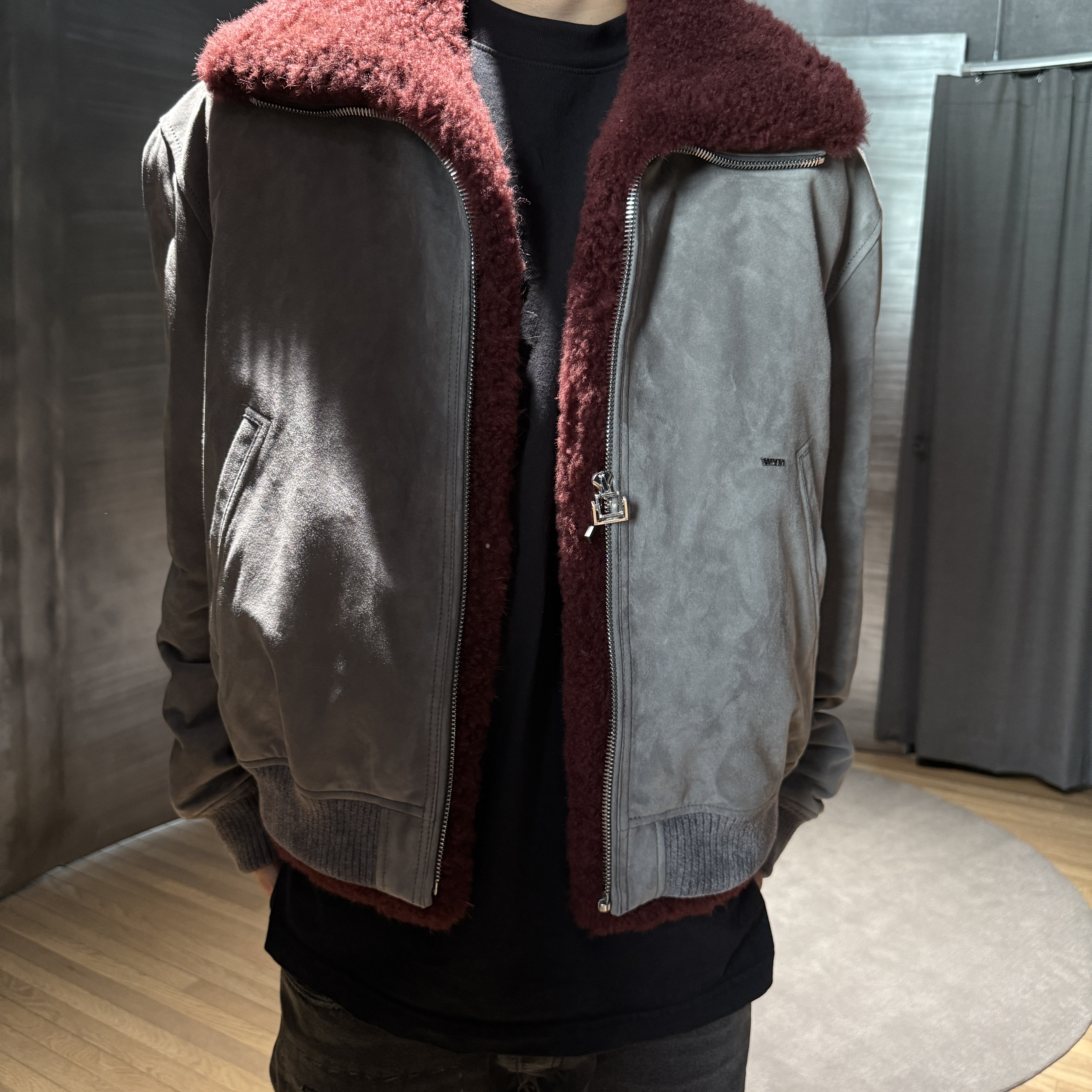 Wooyoungmi Fur Collar Suede Jacket Grey - 25FW, Enfants Riches Deprimes Thrashed Flare Jeans Black 착용 스타일 - 7
