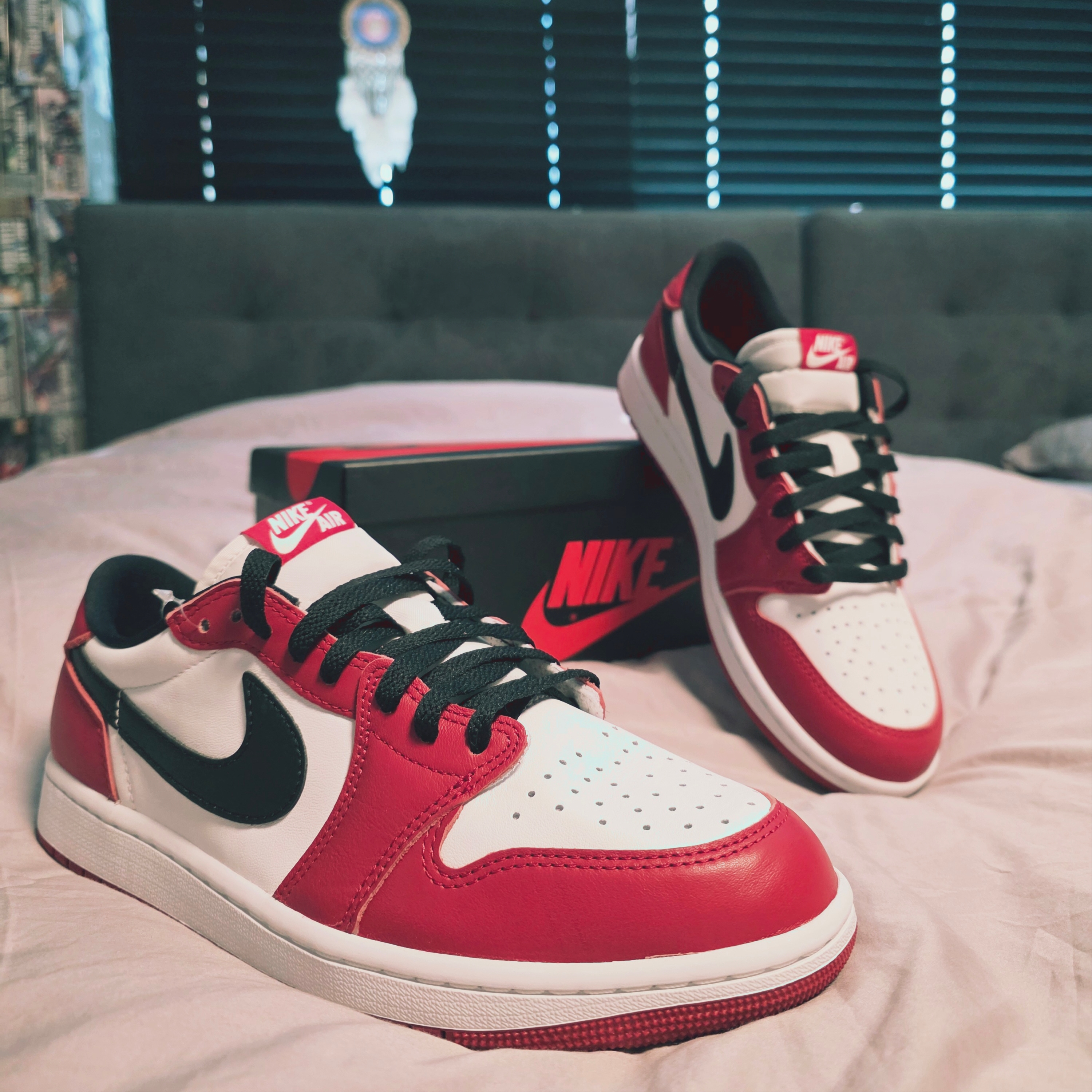 Jordan 1 Retro Low OG Chicago 착용 스타일 - 3