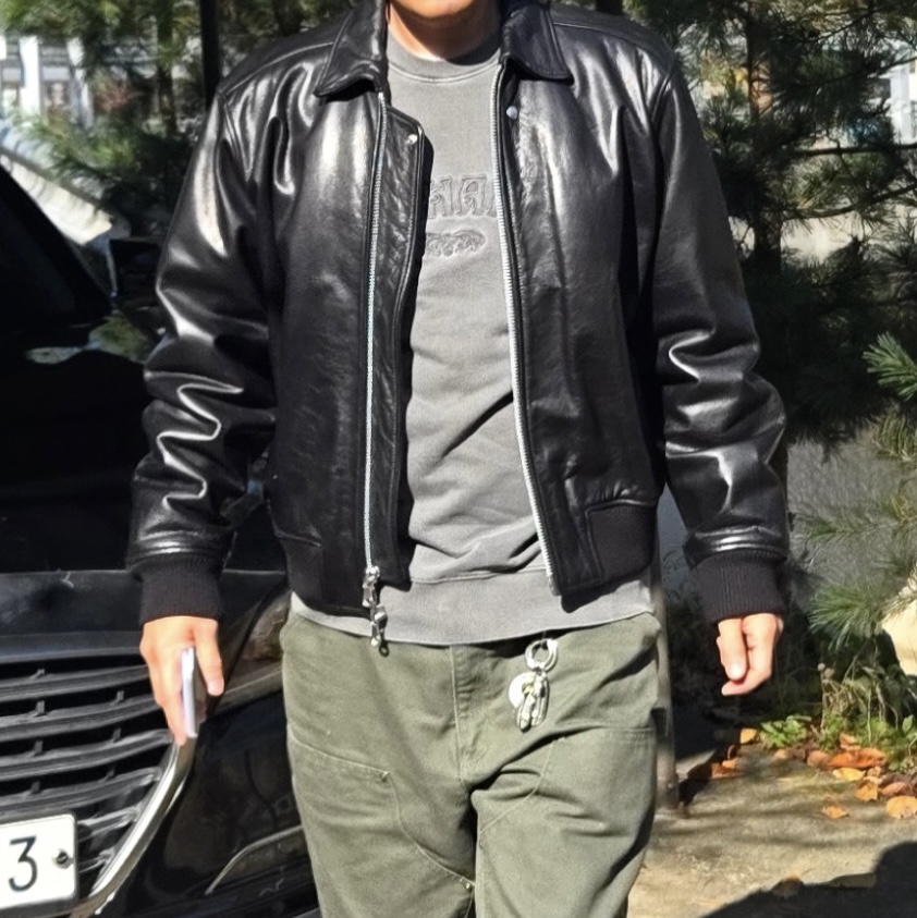Stussy Leather Flight Jacket Black 착용 스타일