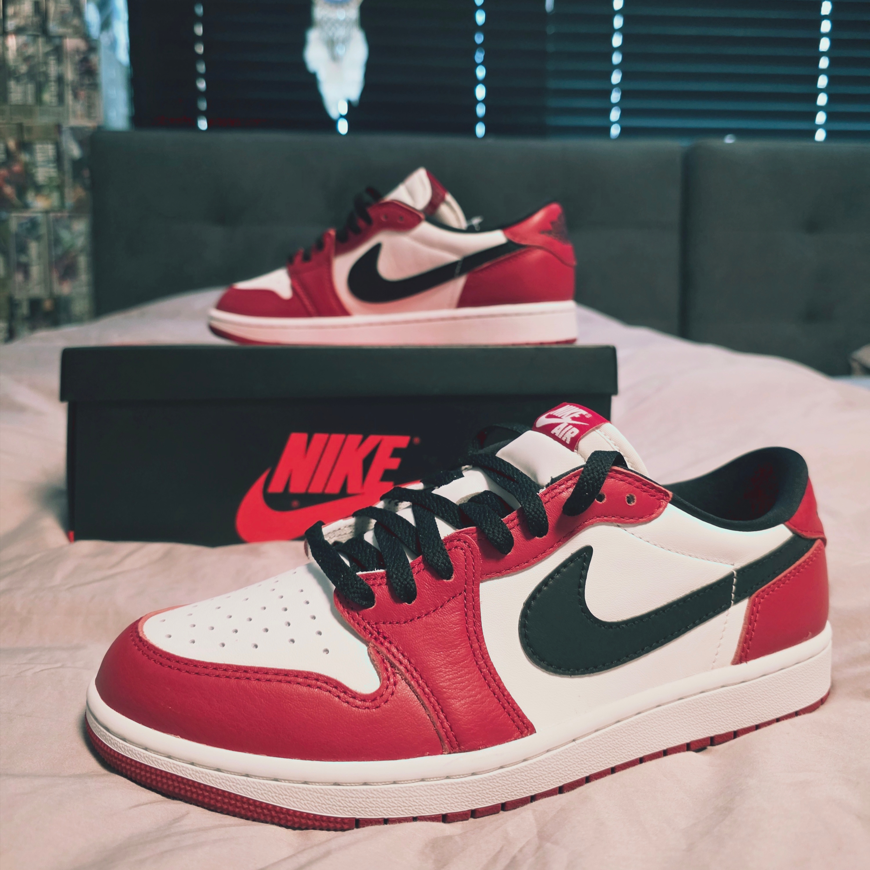 Jordan 1 Retro Low OG Chicago 착용 스타일 - 1