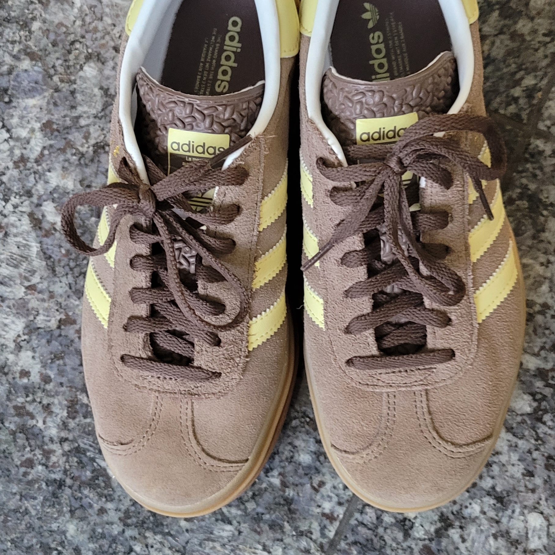 (W) Adidas Gazelle Bold Earth Strata Powder Yellow 착용 스타일