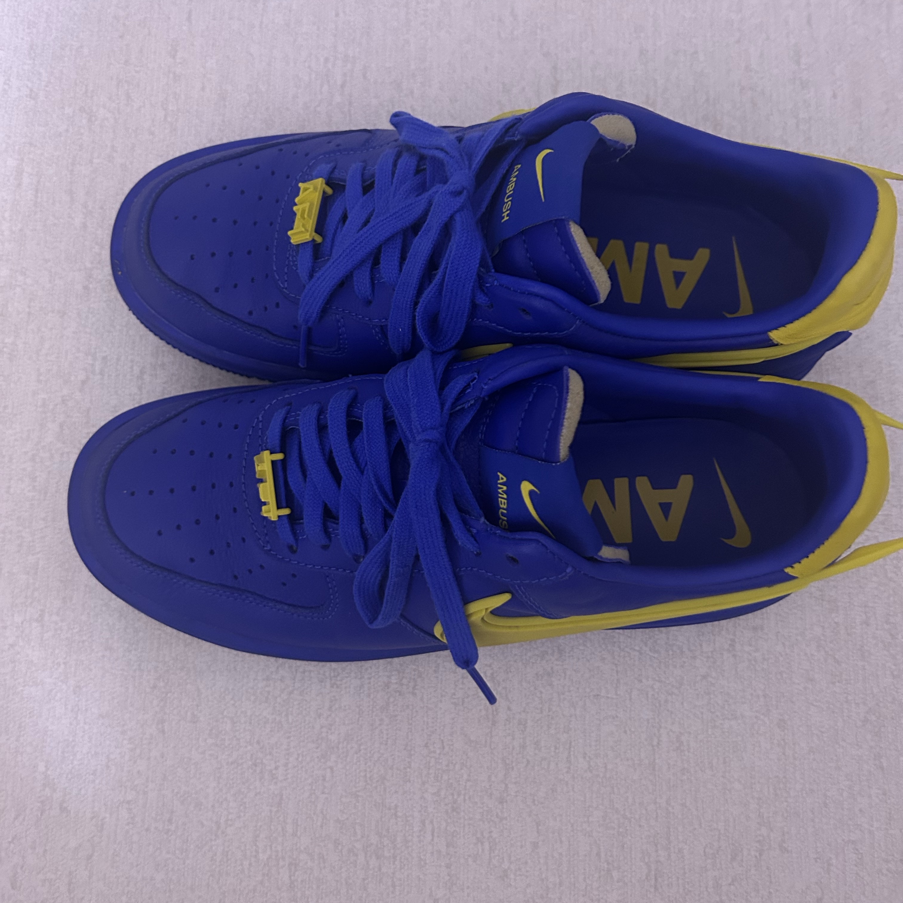 Nike x Ambush Air Force 1 Low SP Game Royal and Vivid Sulfur 착용 스타일
