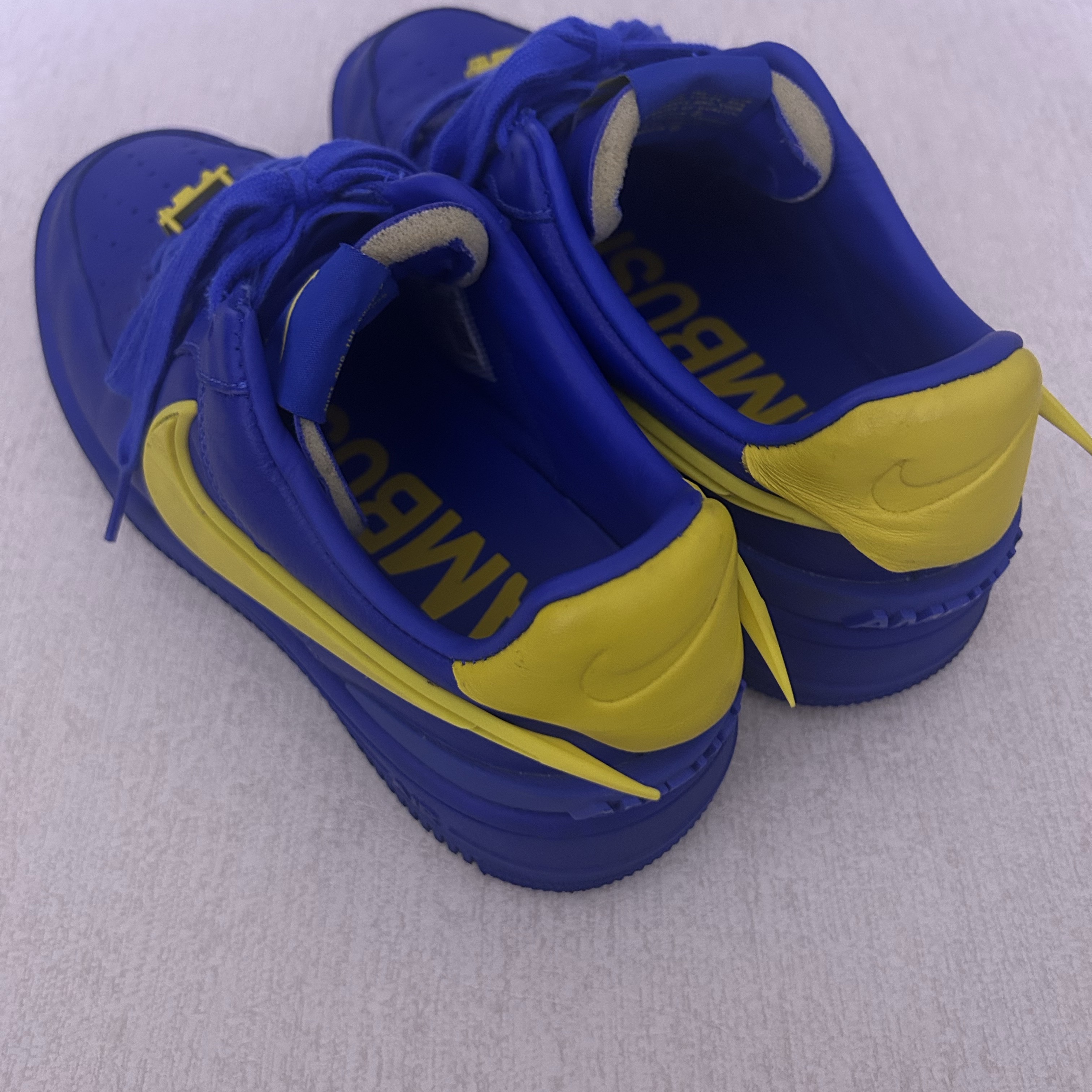 Nike x Ambush Air Force 1 Low SP Game Royal and Vivid Sulfur 착용 스타일