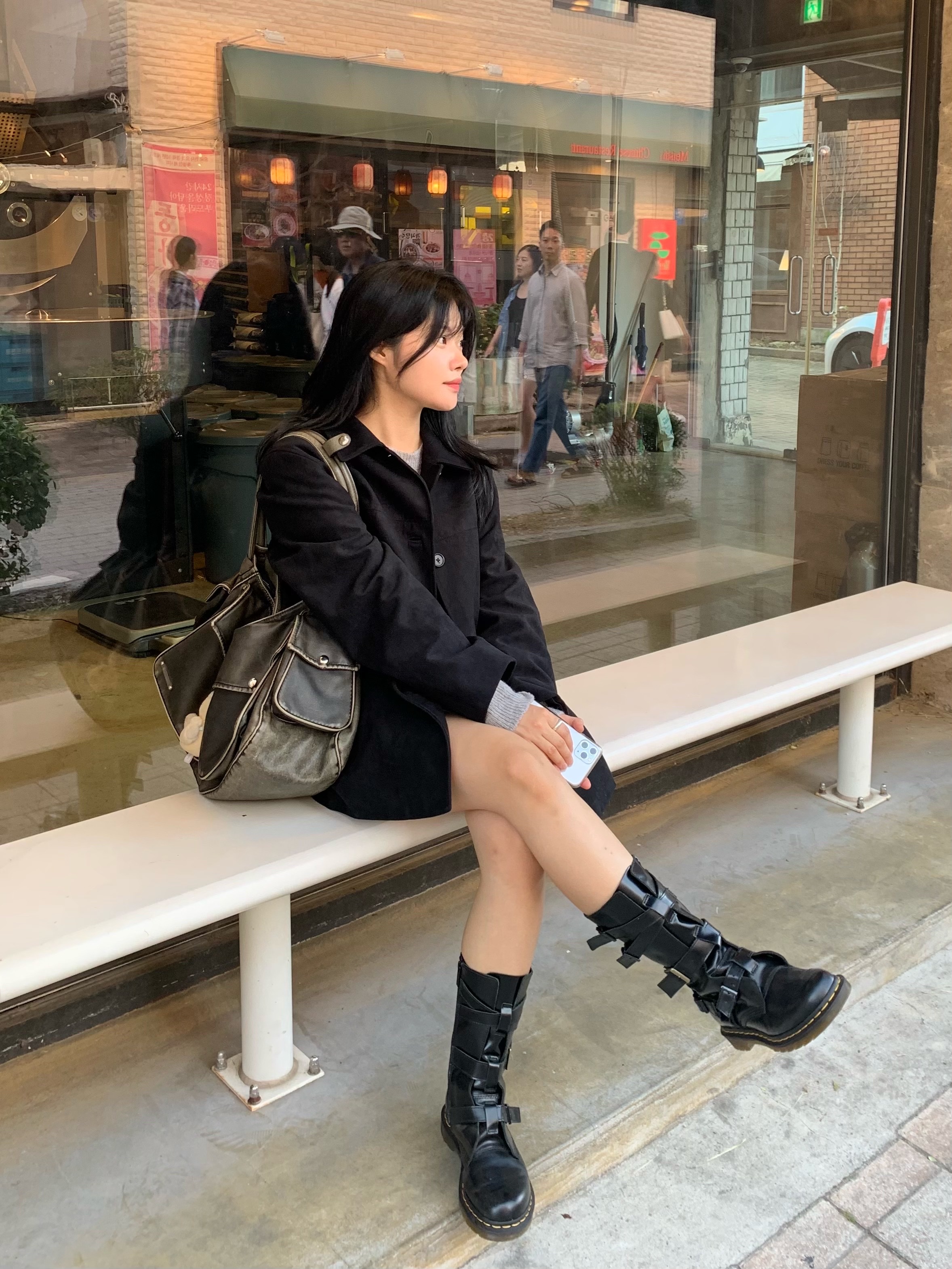 Dr. Martens Blake Tall Black Buttero 착용 스타일