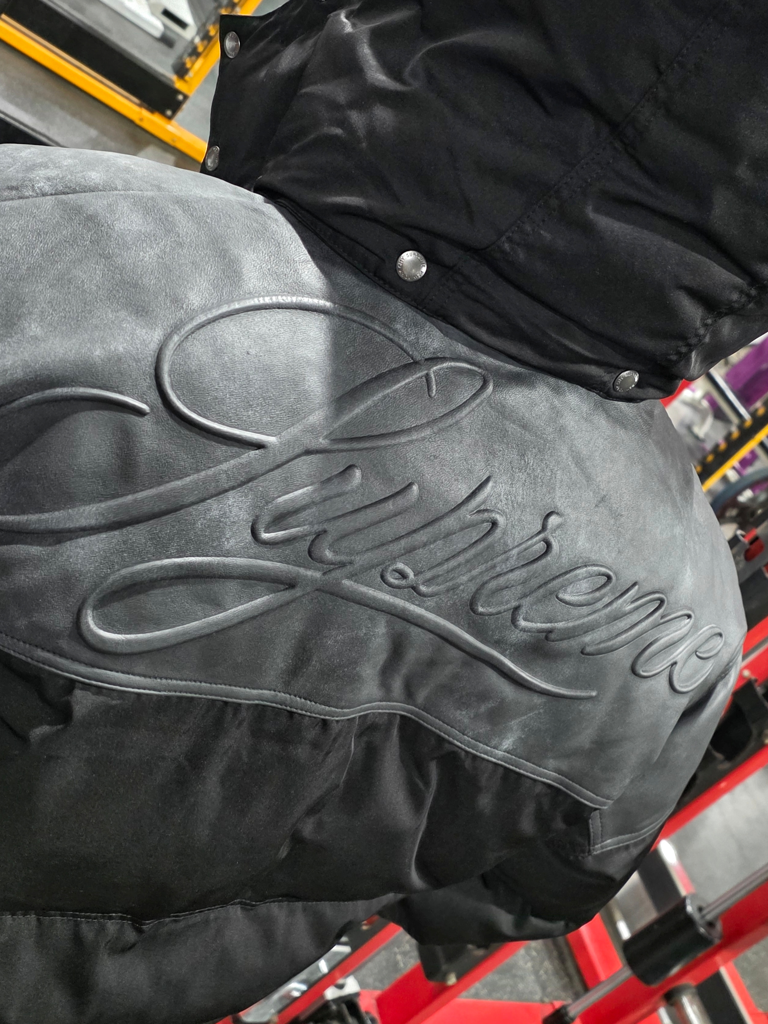 Nike x Stussy Air Force 1 '07 Mid SP Black and Light Bone, Supreme Leather Yoke Puffer Jacket Black - 25FW 착용 스타일 - 2