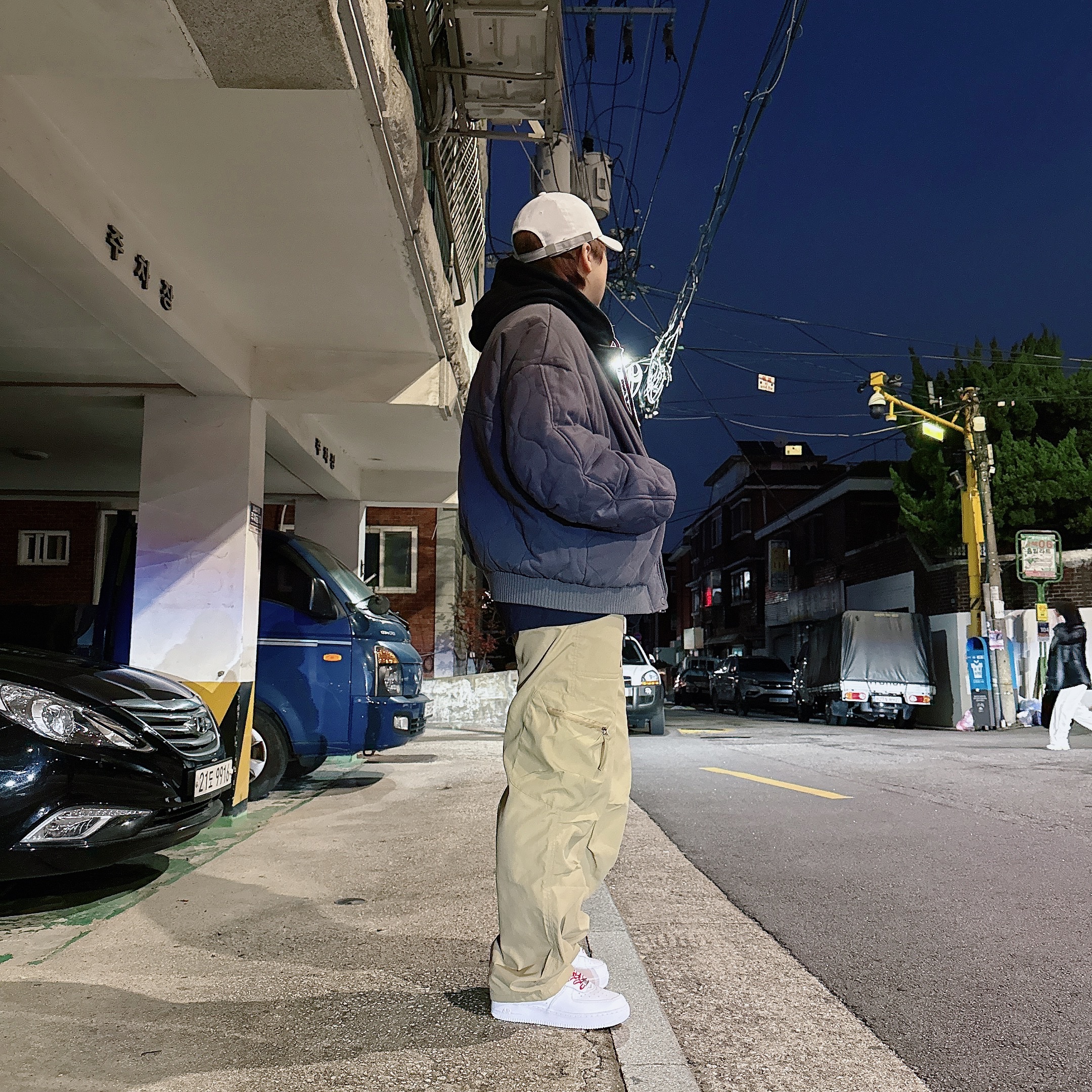 Nike x Supreme Air Force 1 Low White 착용 스타일 - 1