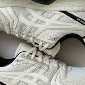 Asics Gel-Kayano 14 Imperfection Pack Cream 착용 스타일