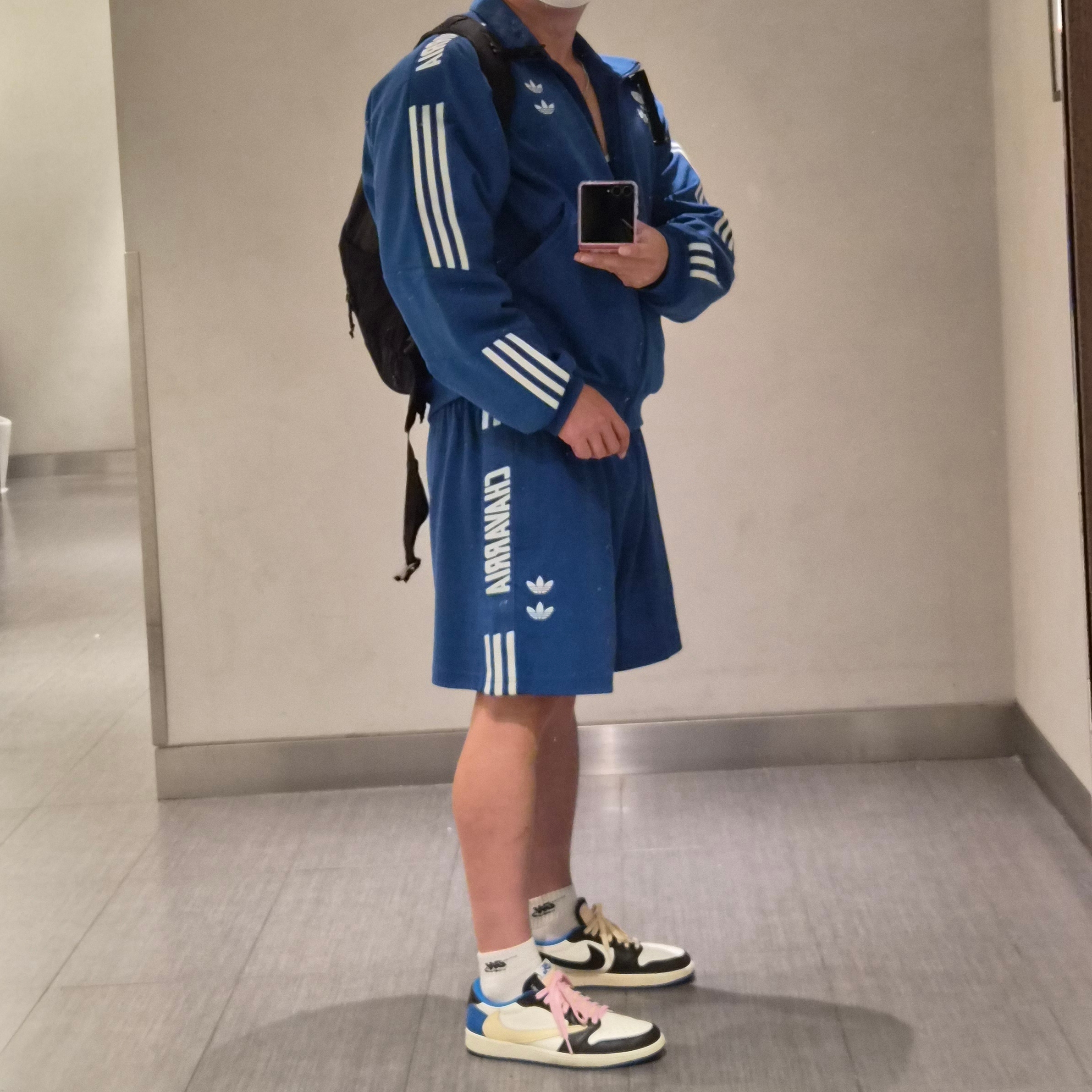 Adidas x Willy Chavarria Knit Track Jacket Dark Marine - US Sizing, Adidas x Willy Chavarria Gym Shorts Dark Marine - US Sizing 착용 스타일 - 4