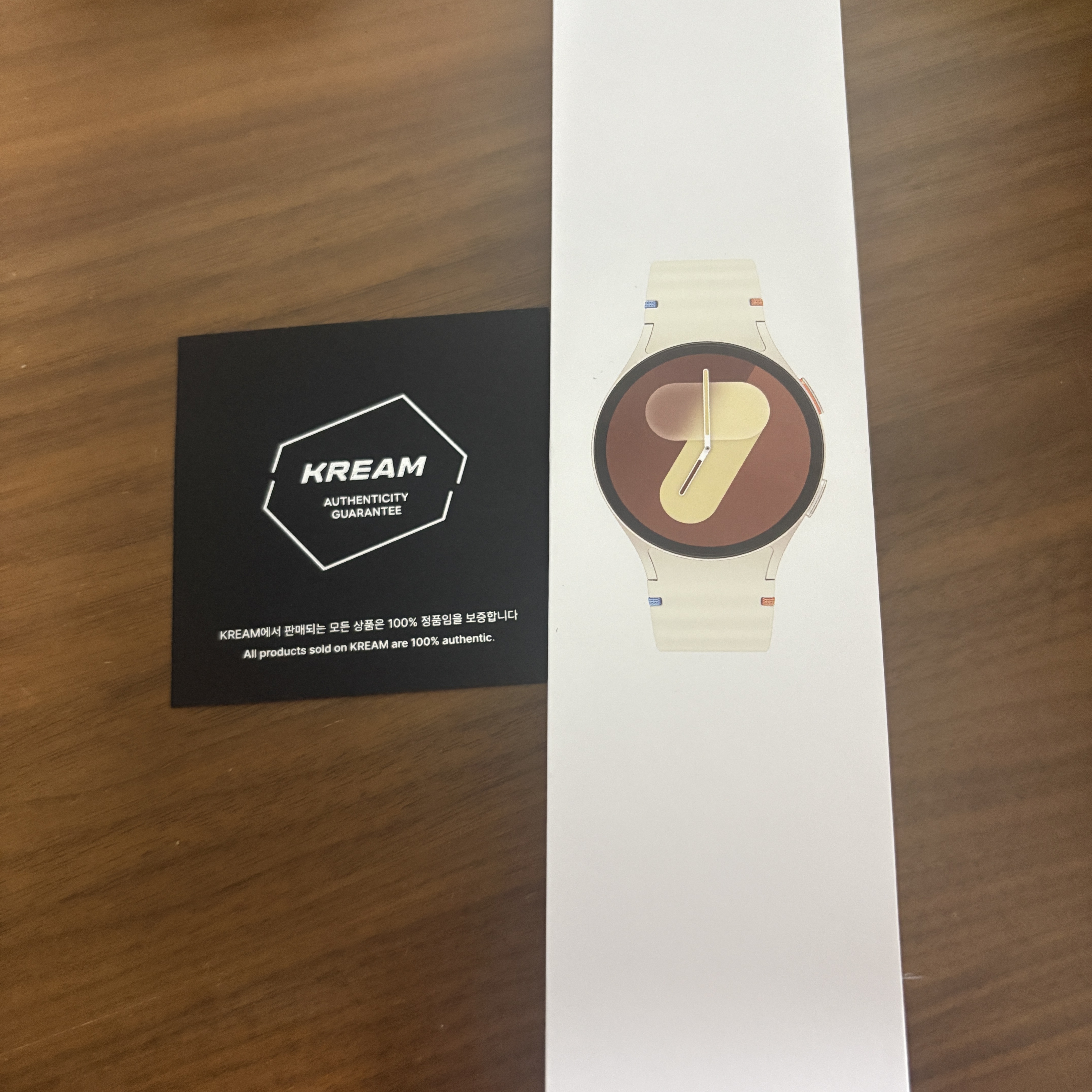 Samsung Galaxy Watch7 40mm Bluetooth Cream (Korean Ver.) 착용 스타일 - 1