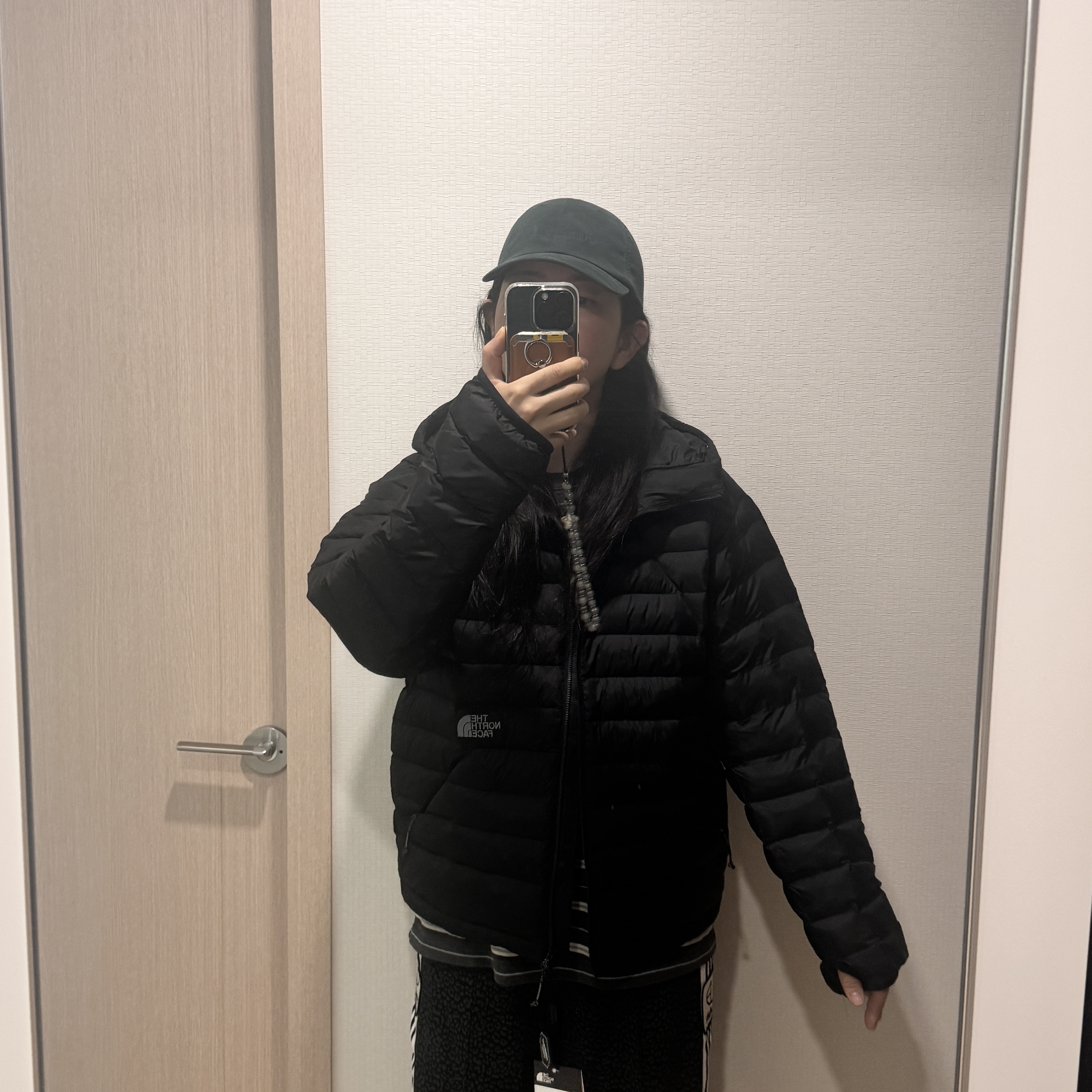 The North Face Ventus On Jacket Black 착용 스타일 - 3