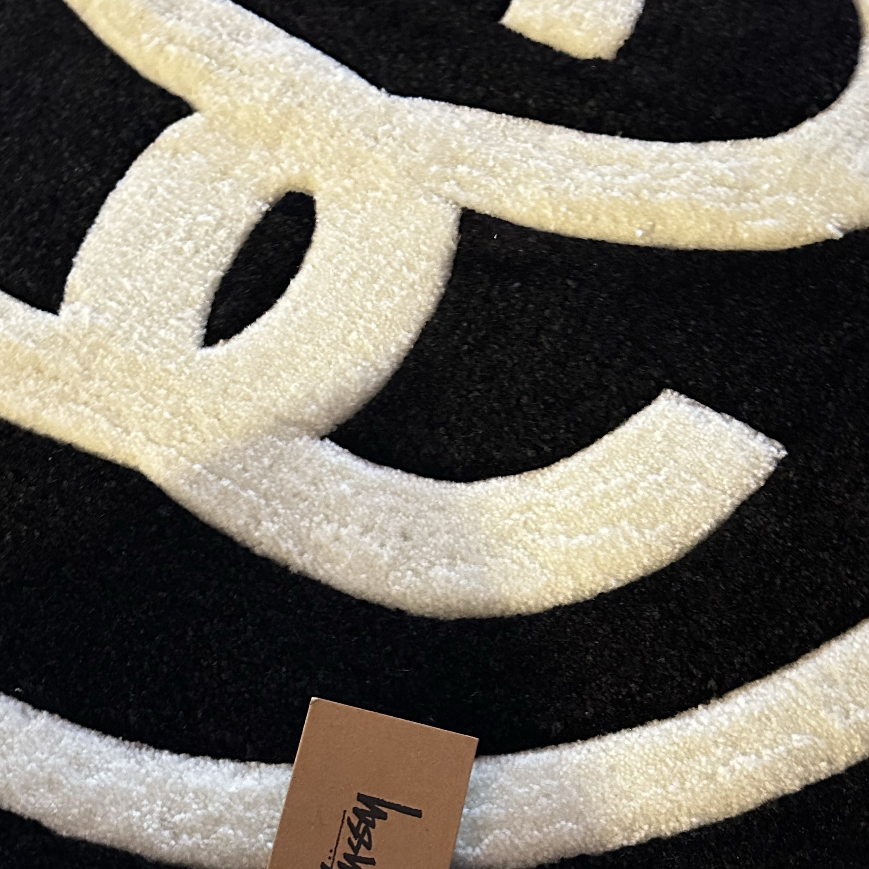 스투시 SS 링크 러그 블랙 | Stussy | KREAM