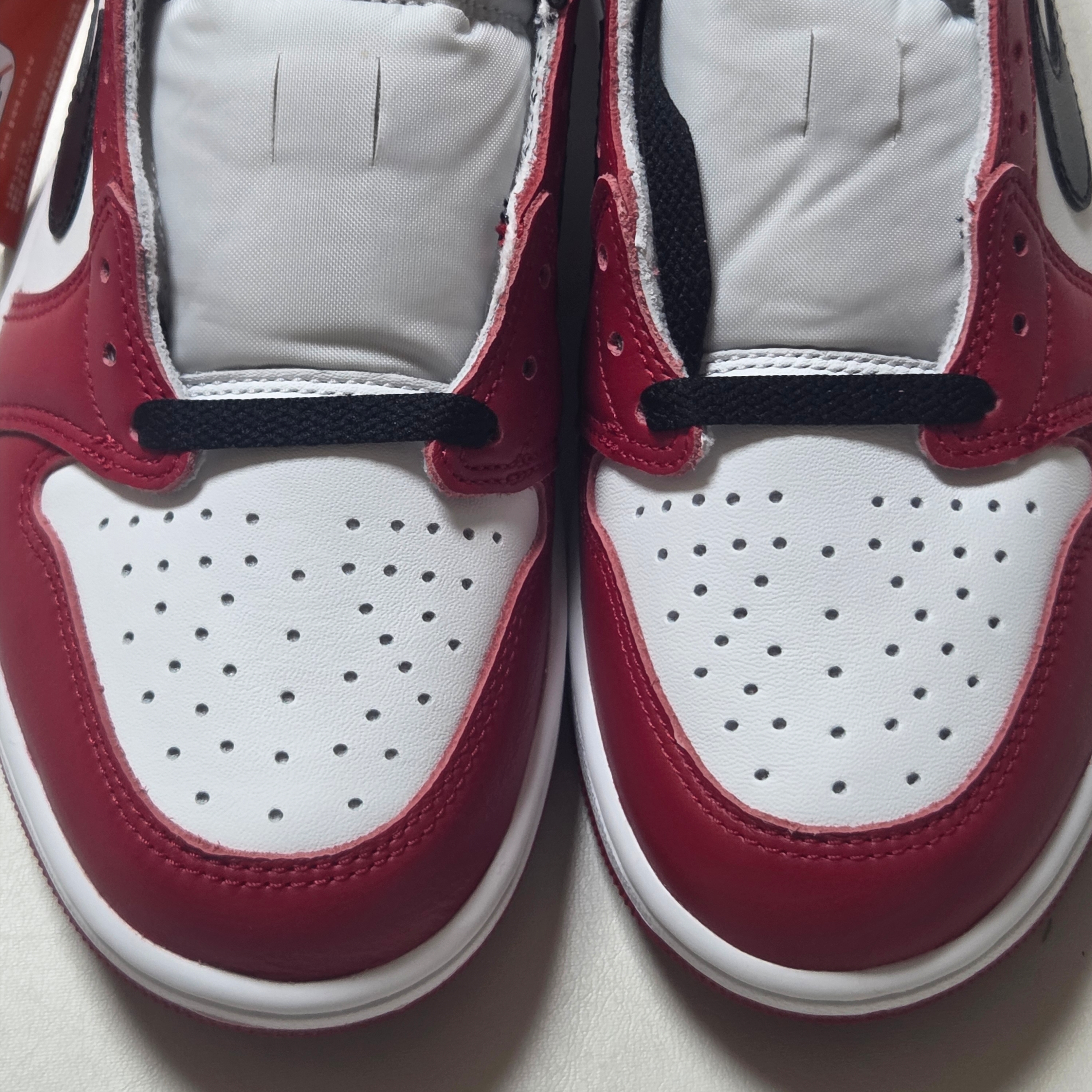 Jordan 1 Retro Low OG Chicago 착용 스타일 - 2