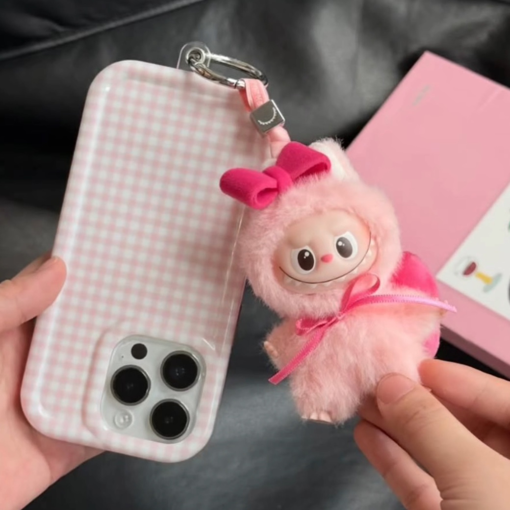 Pop Mart Labubu The Monsters Pin For Love Series Vinyl Plush Pendant (N-Z) U (Opened Case) 착용 스타일