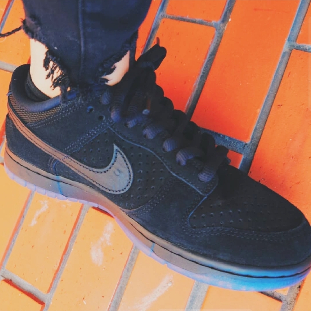 Nike x Undefeated Dunk Low SP 5 On It Black 착용 스타일
