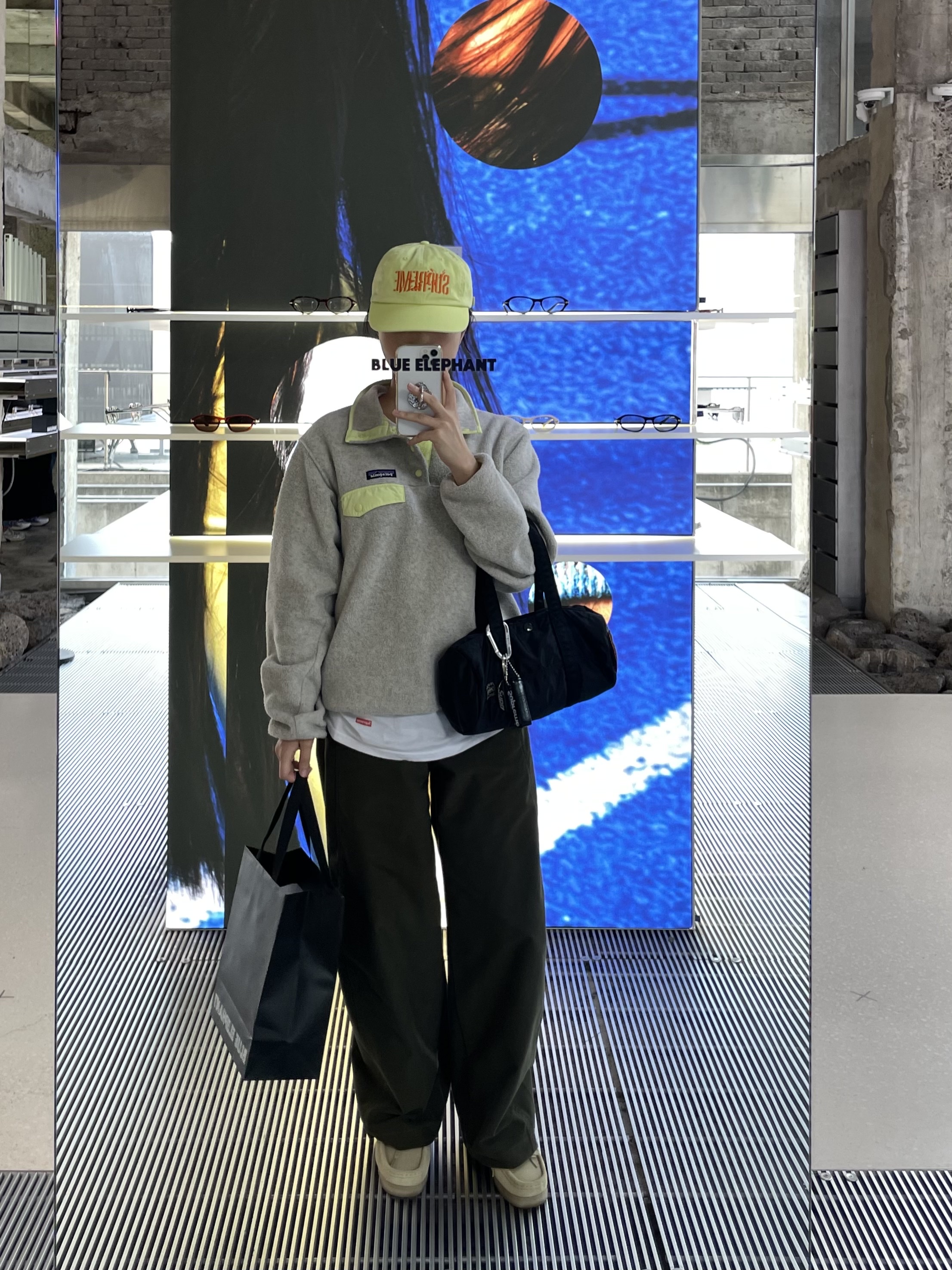 Supreme Splatter 6-Panel Yellow - 25FW, (W) Patagonia Lightweight Synchilla Snap-T Fleece Pullover Oatmeal Heather W Nearly Green 착용 스타일