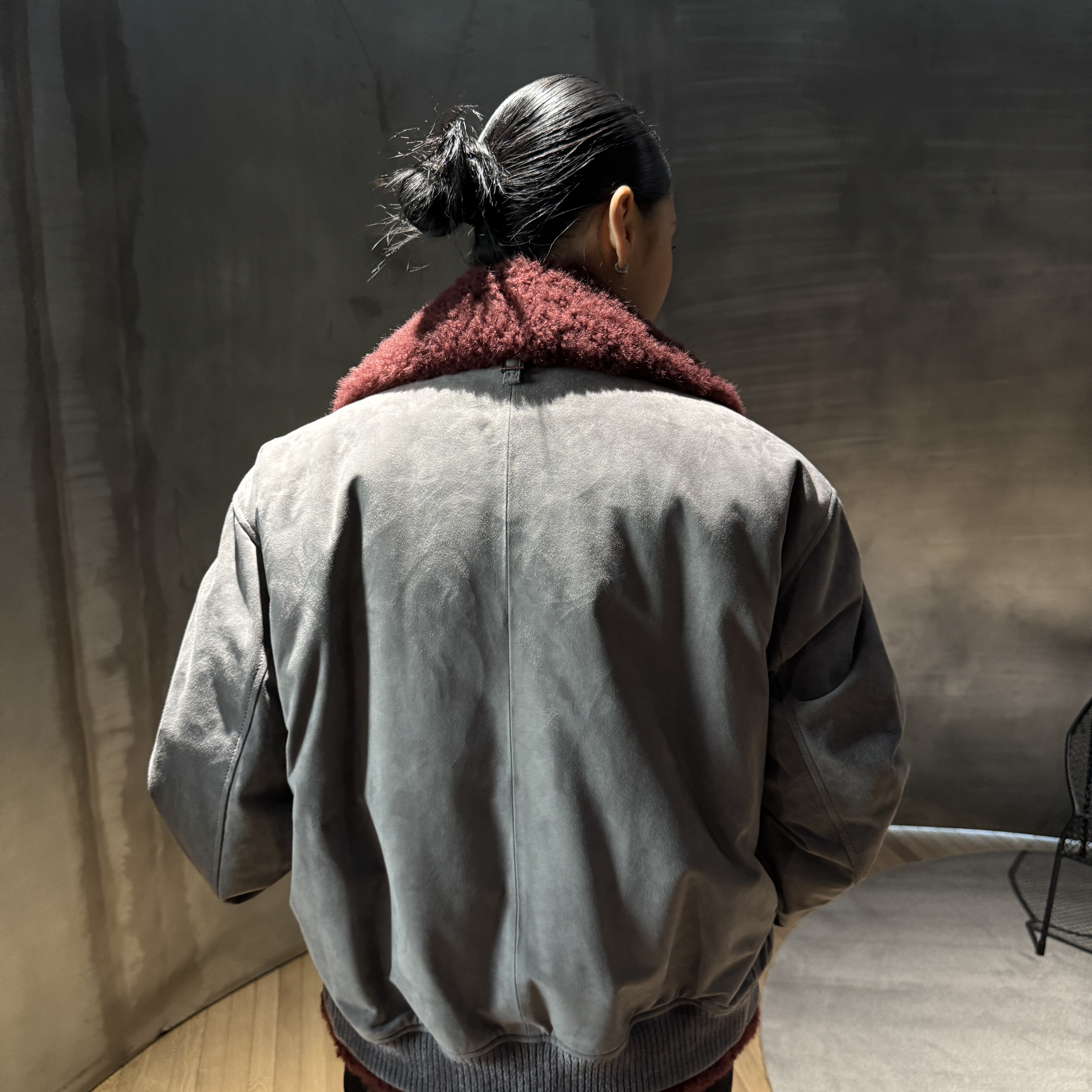 Wooyoungmi Fur Collar Suede Jacket Grey - 25FW, Enfants Riches Deprimes Thrashed Flare Jeans Black 착용 스타일 - 1