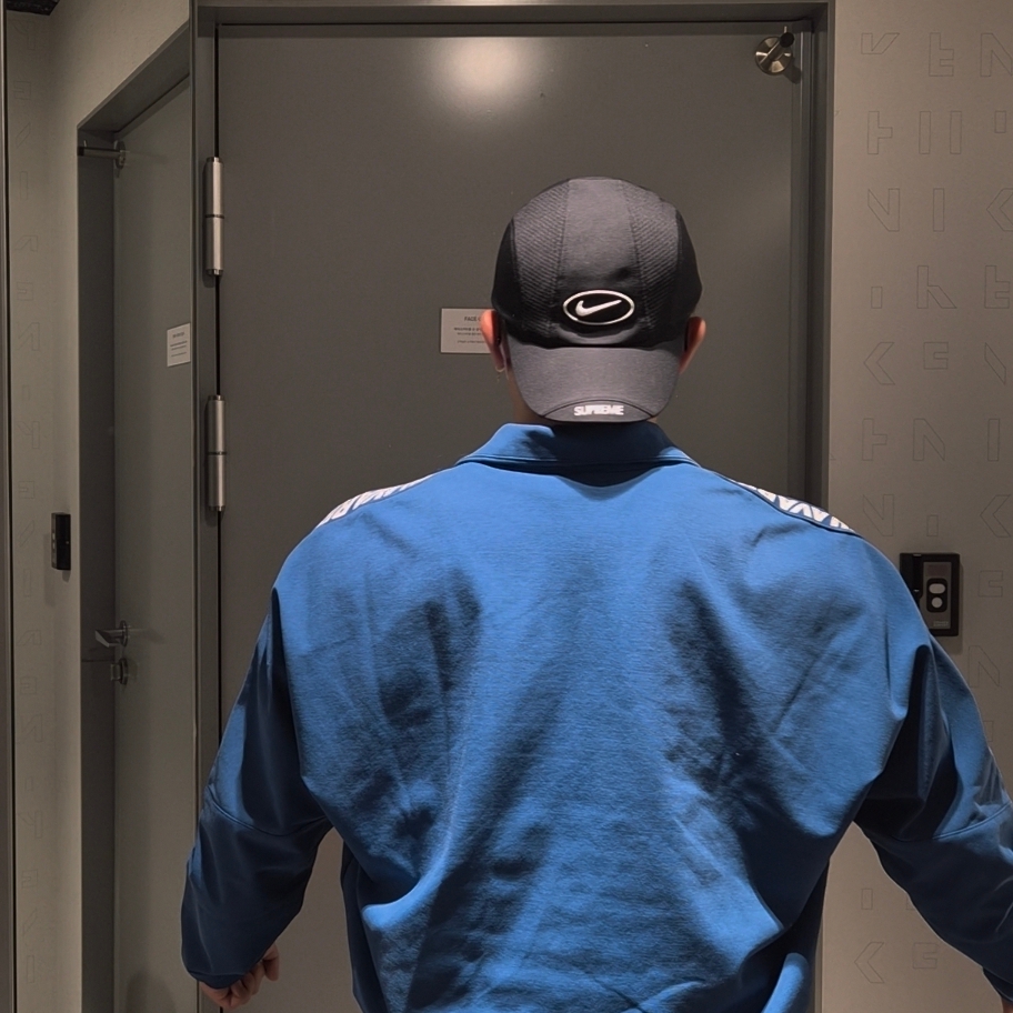Adidas x Willy Chavarria Knit Track Jacket Dark Marine - US Sizing, Adidas x Willy Chavarria Gym Shorts Dark Marine - US Sizing 착용 스타일 - 2
