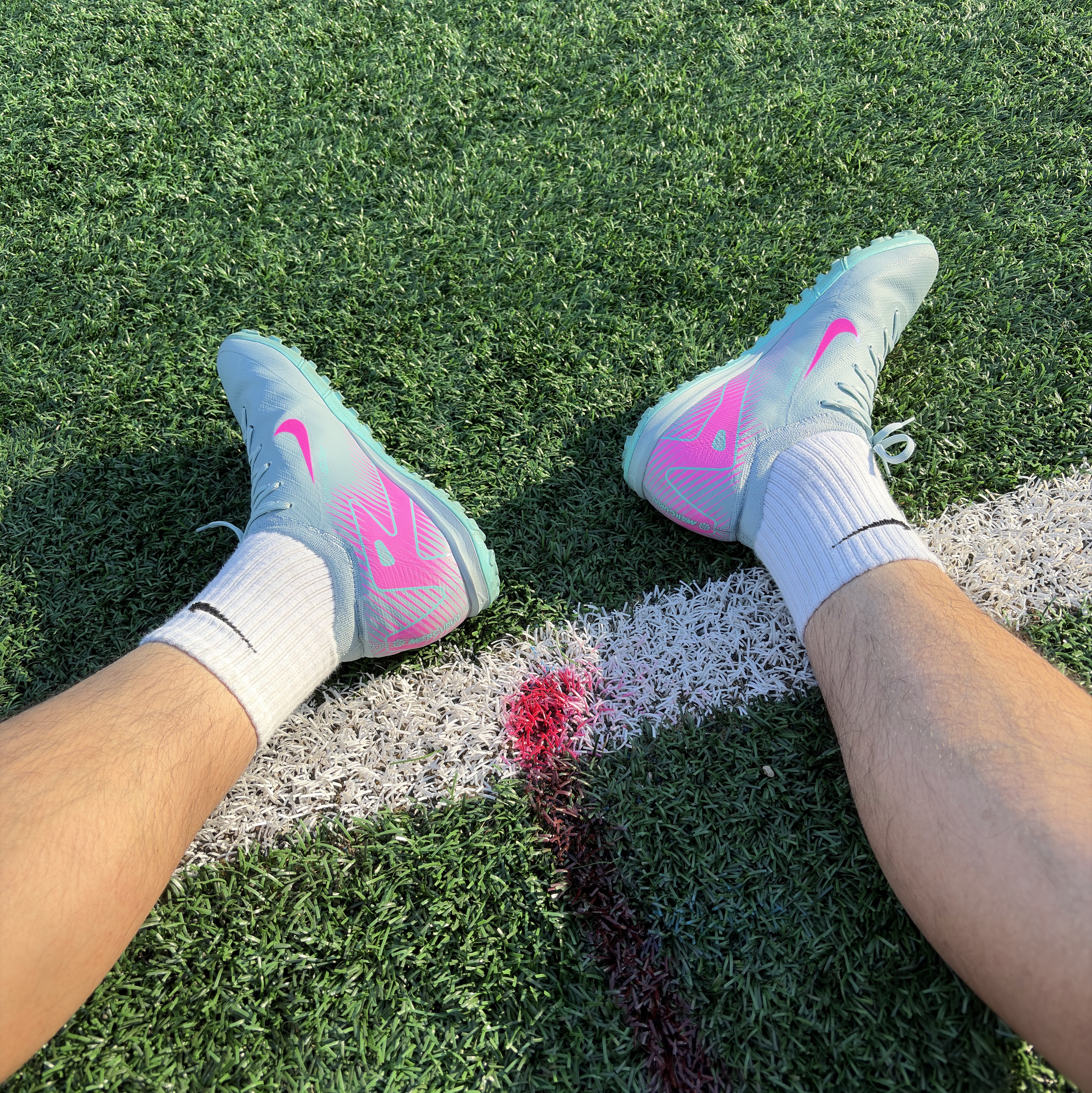 Nike Zoom Mercurial Vapor 16 Pro TF Ocean Cube Pink Blast 착용 스타일