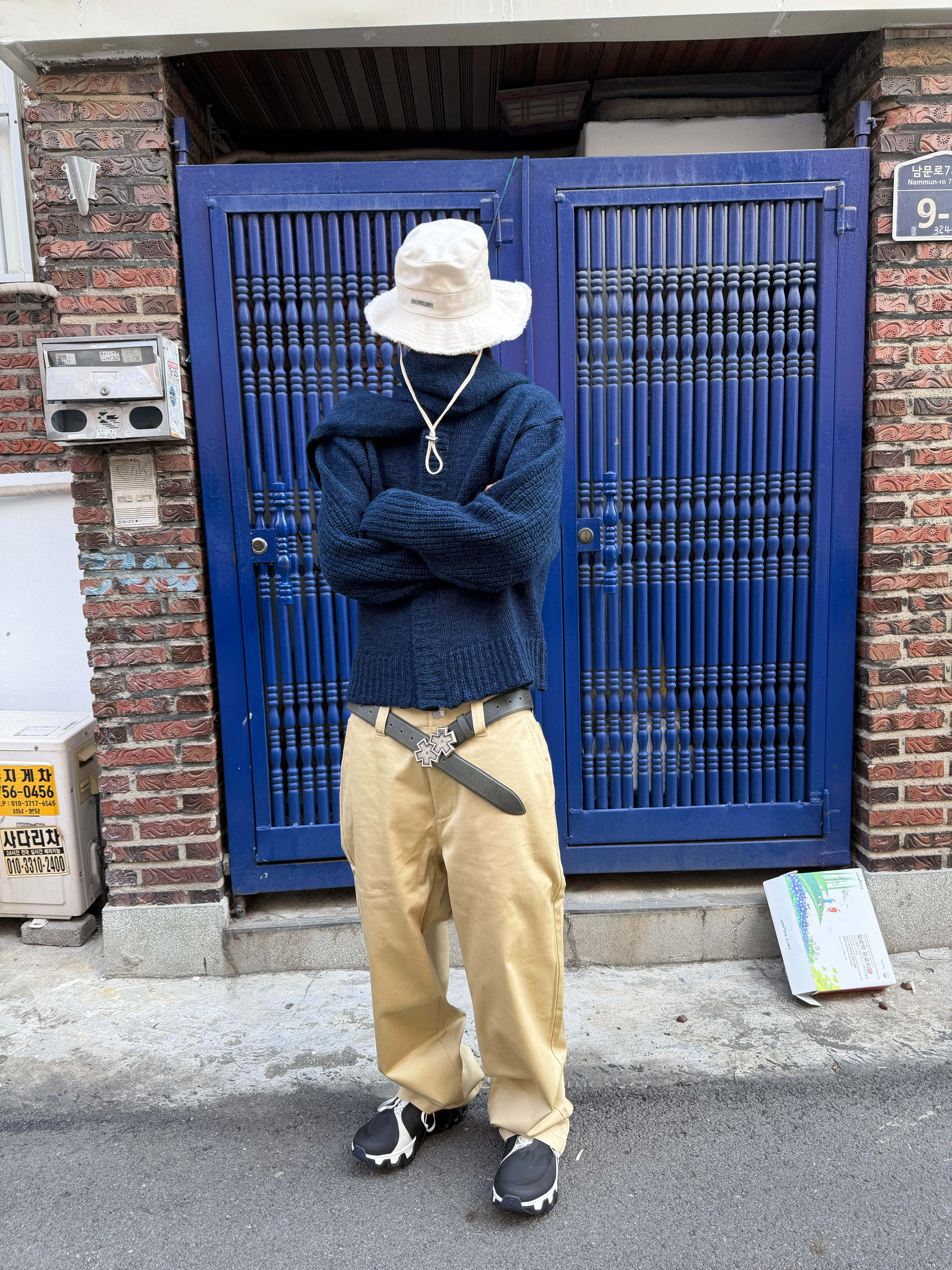 On Running x Post Archive Faction (Paf) Cloudmonster Hyper Black, Jacquemus Le Bob Artichaut Bucket Hat Off White 착용 스타일 - 9