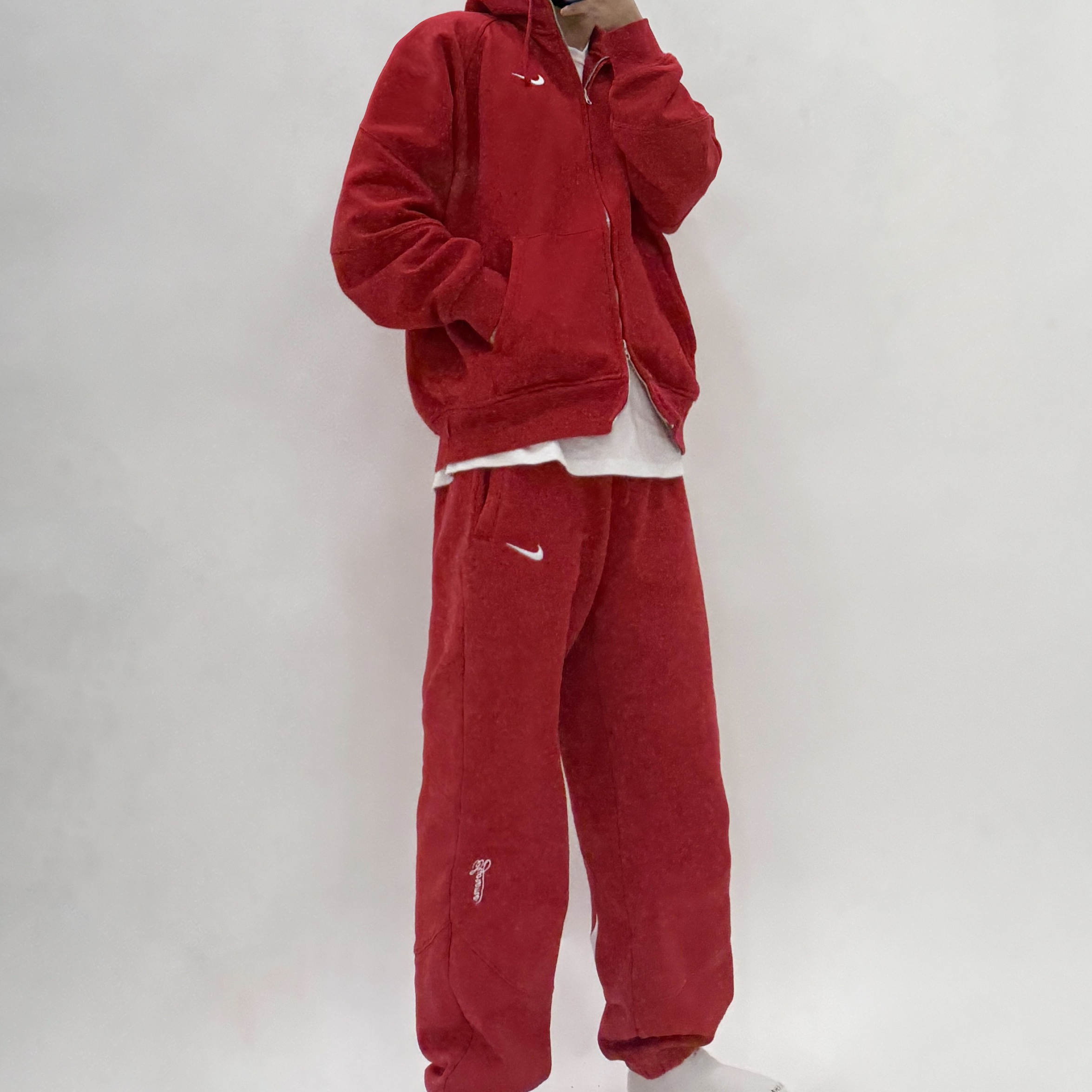 Supreme x Nike Zip Up Hooded Sweatshirt Red - 25SS, Supreme x Nike Sweatpant Red - 25SS 착용 스타일