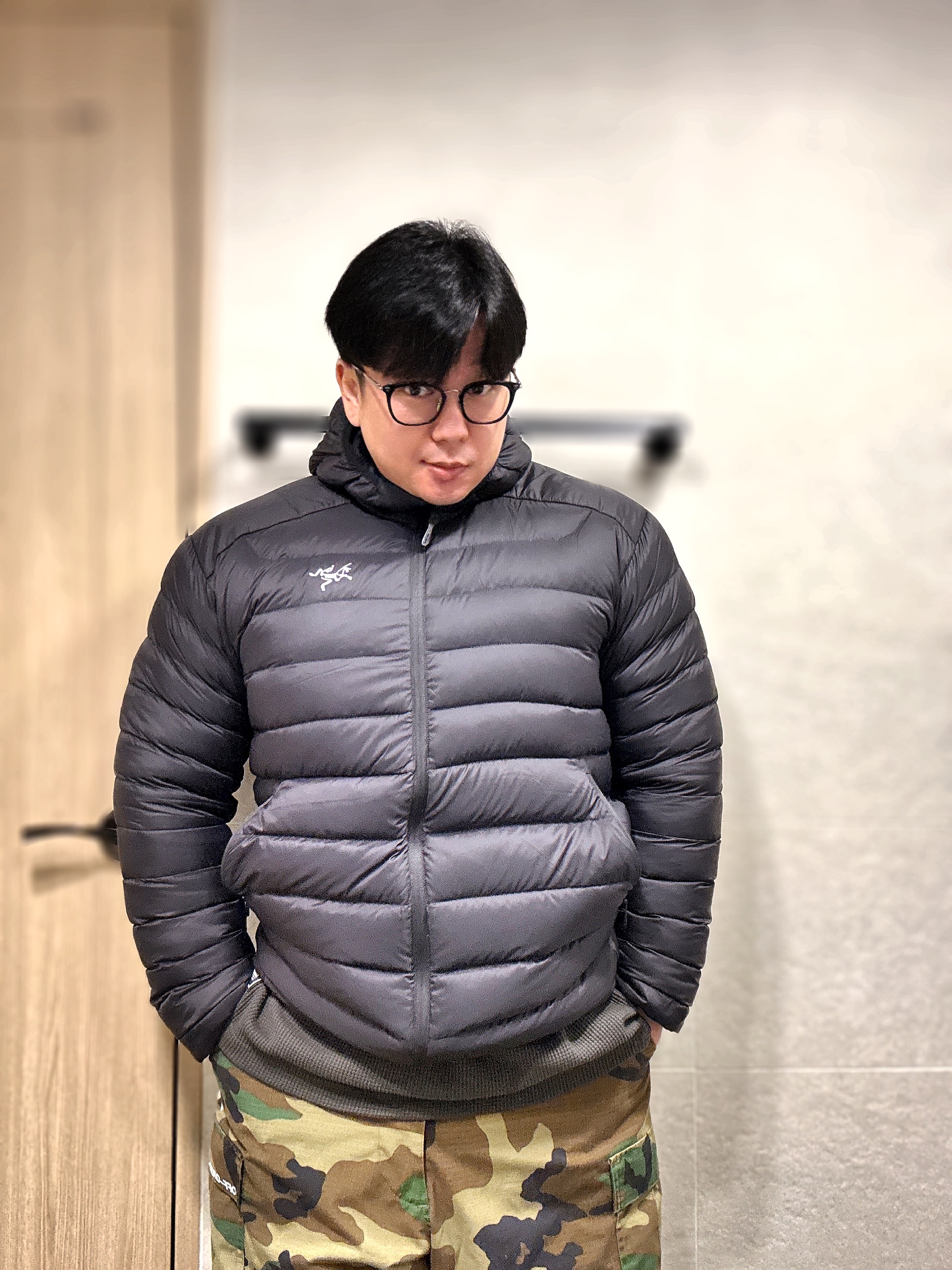 Arc'teryx Cerium Hoody Black 착용 스타일