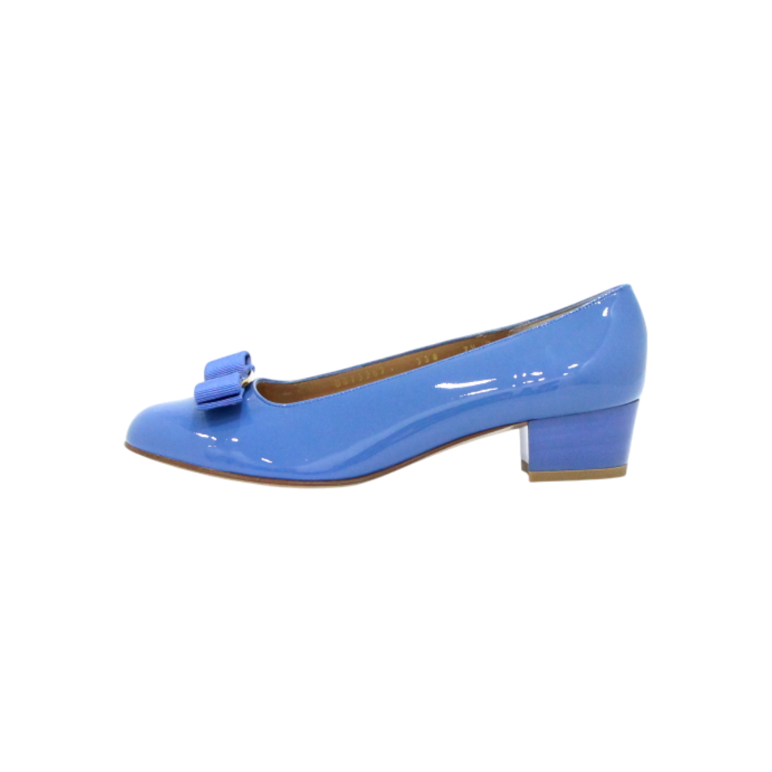 IT98DT8VDGGB Ferragamo DB19987 Blue Patent Vara Logo Pumps