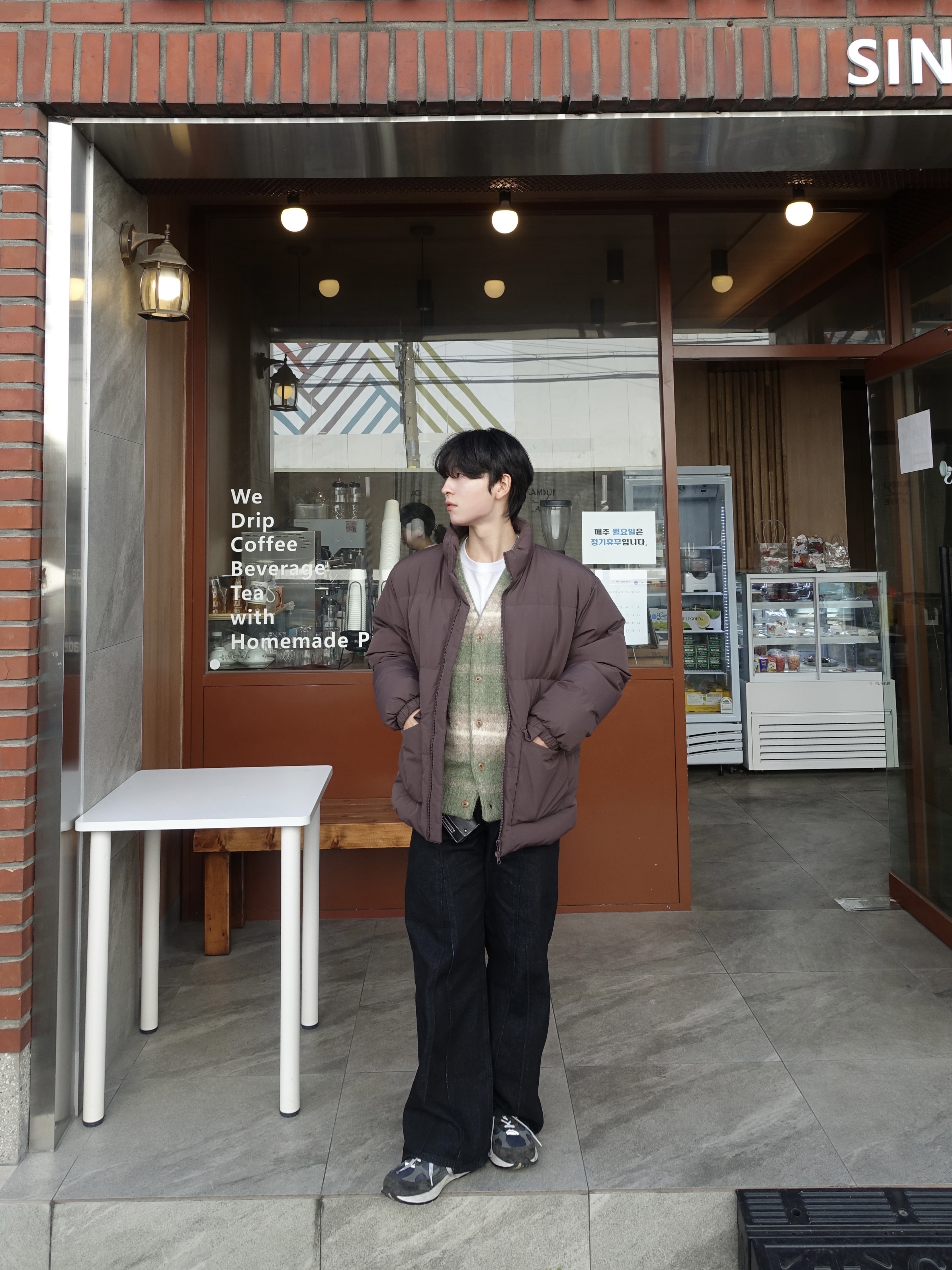 New Balance 992 Made in USA Navy 착용 스타일 - 3