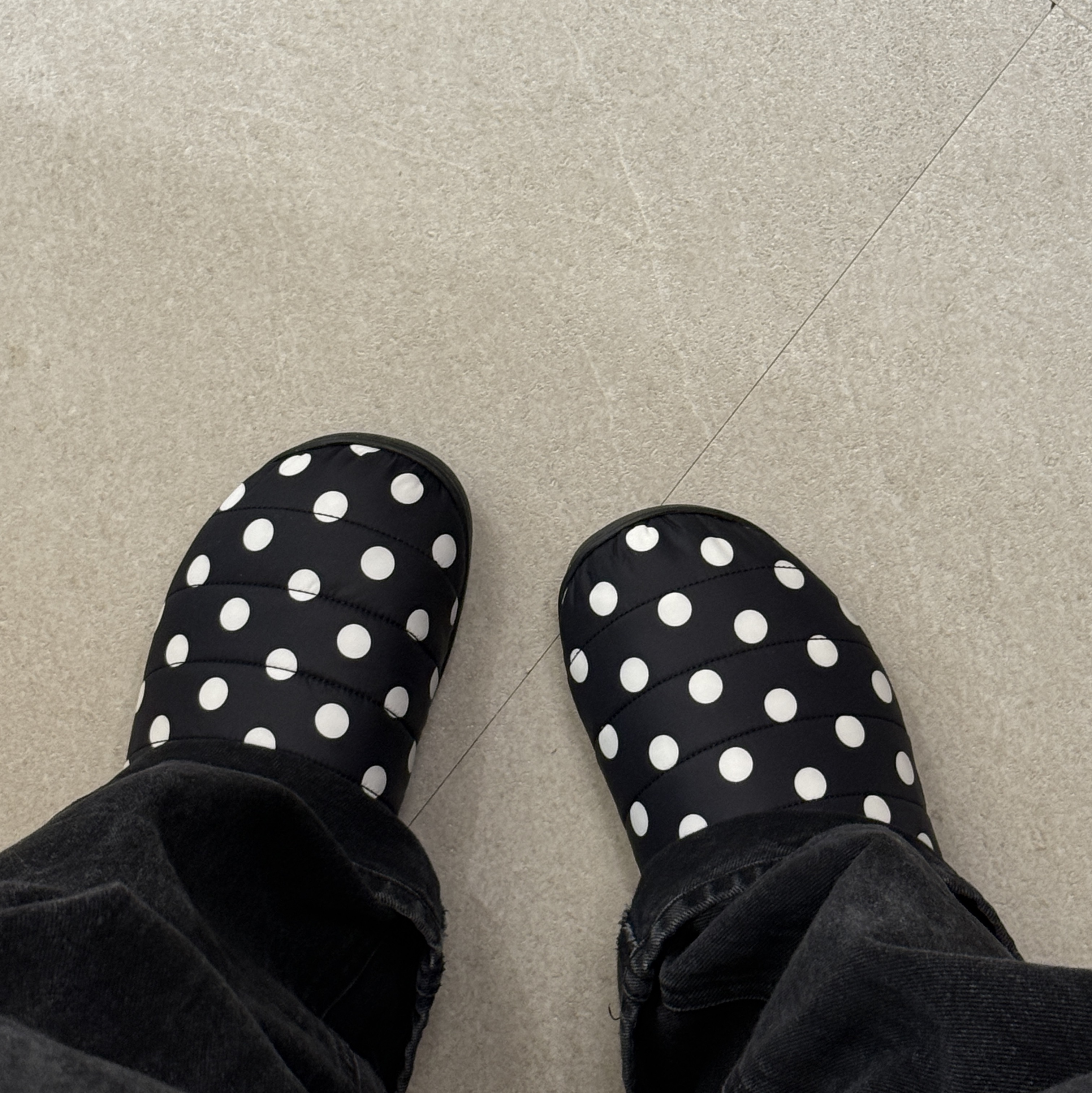 Subu Permanent F-Line Dots 착용 스타일