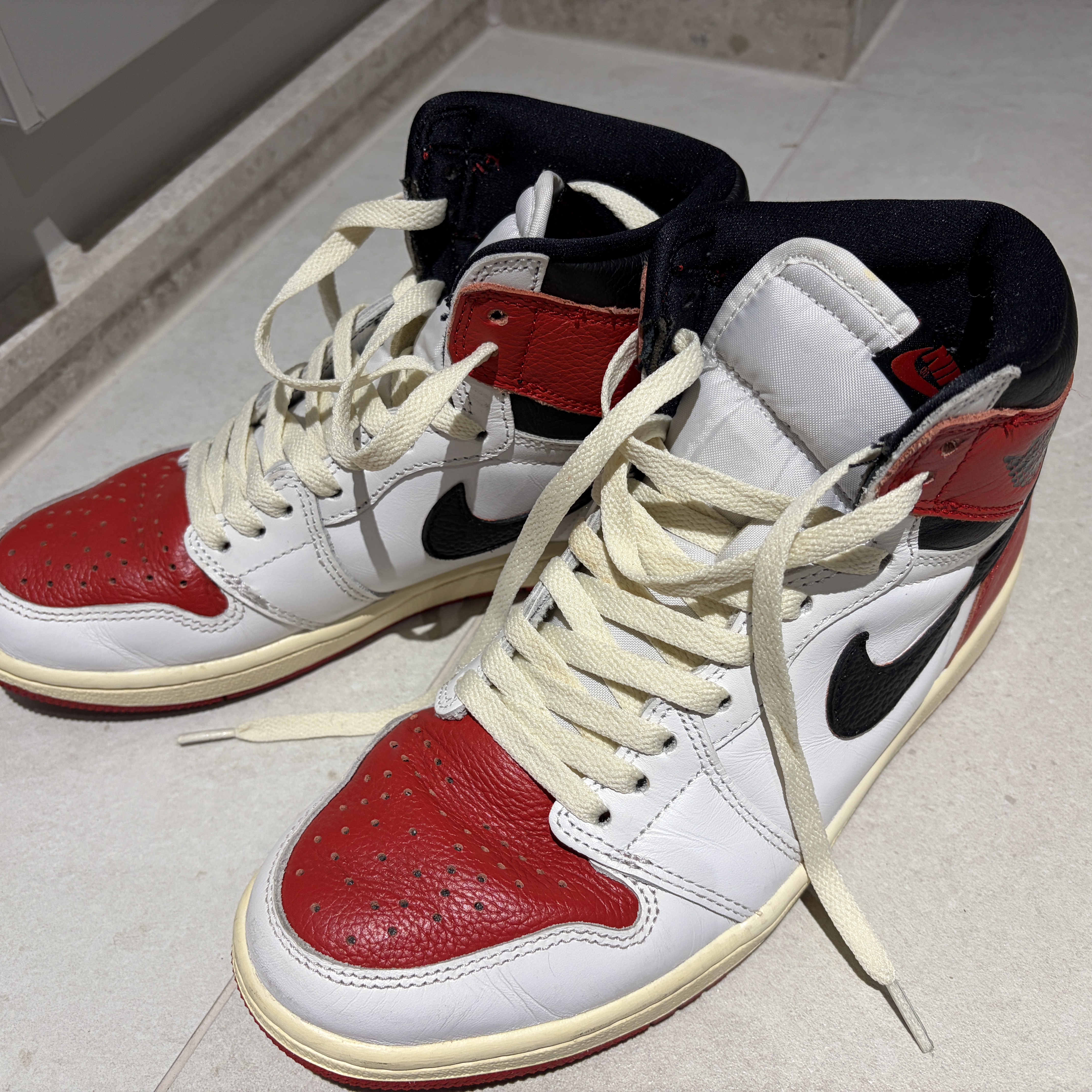 Jordan 1 Retro High OG Heritage 착용 스타일