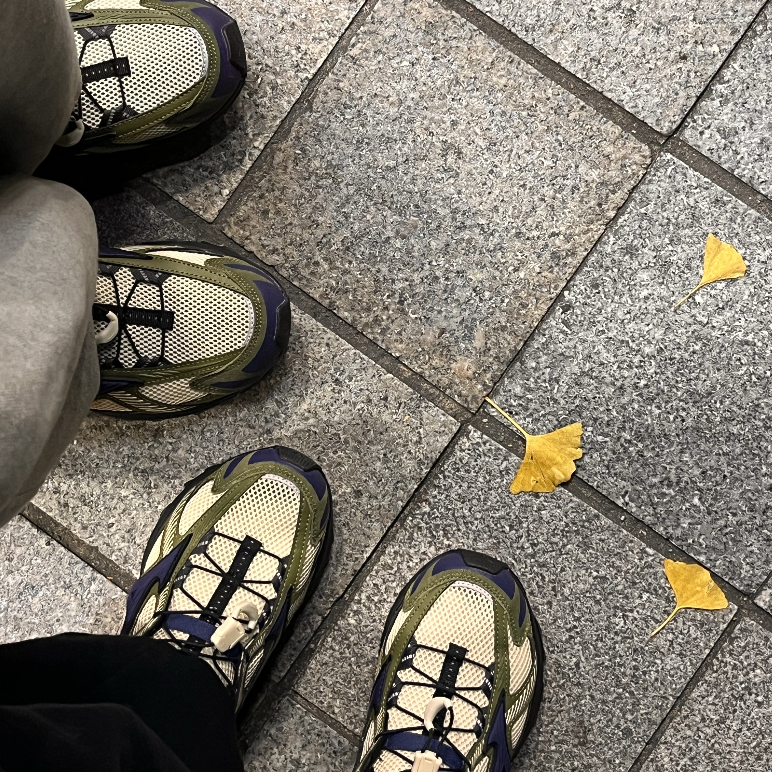 Mizuno Racer Trail SE Khaki 착용 스타일