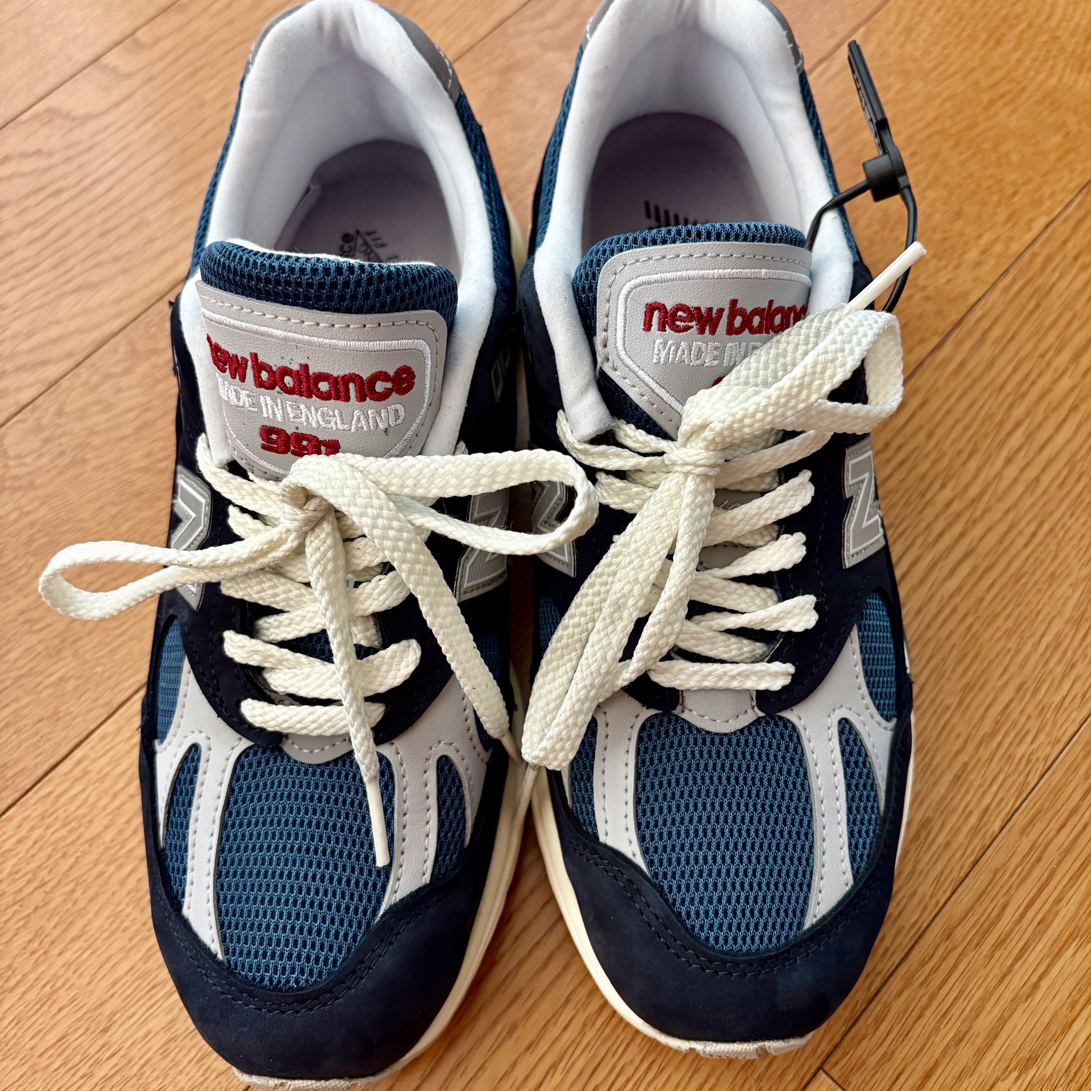 New Balance 991v2 Made in UK Total Eclipse Indian Teal 착용 스타일 - 2
