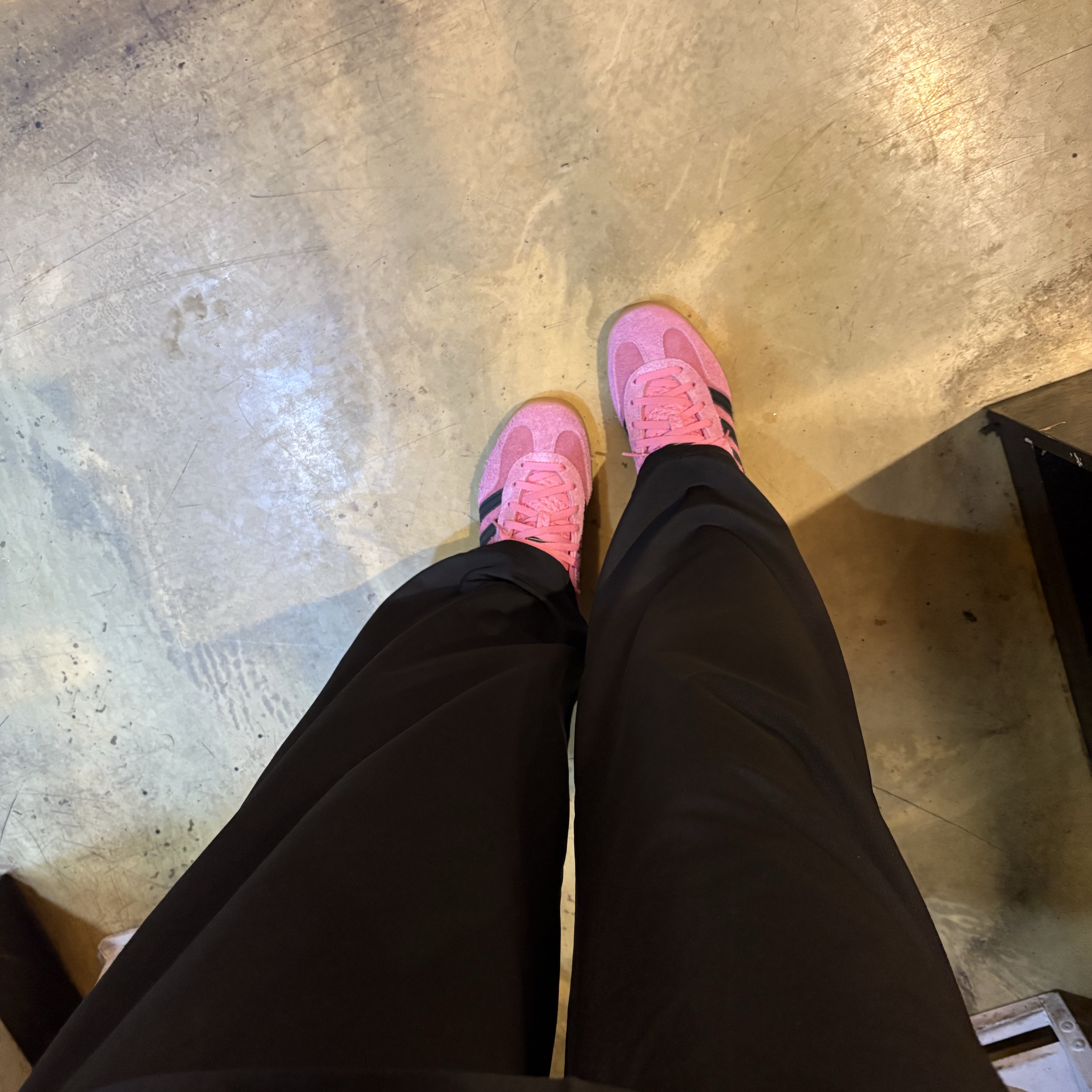 (W) Adidas Gazelle Indoor Bliss Pink 착용 스타일