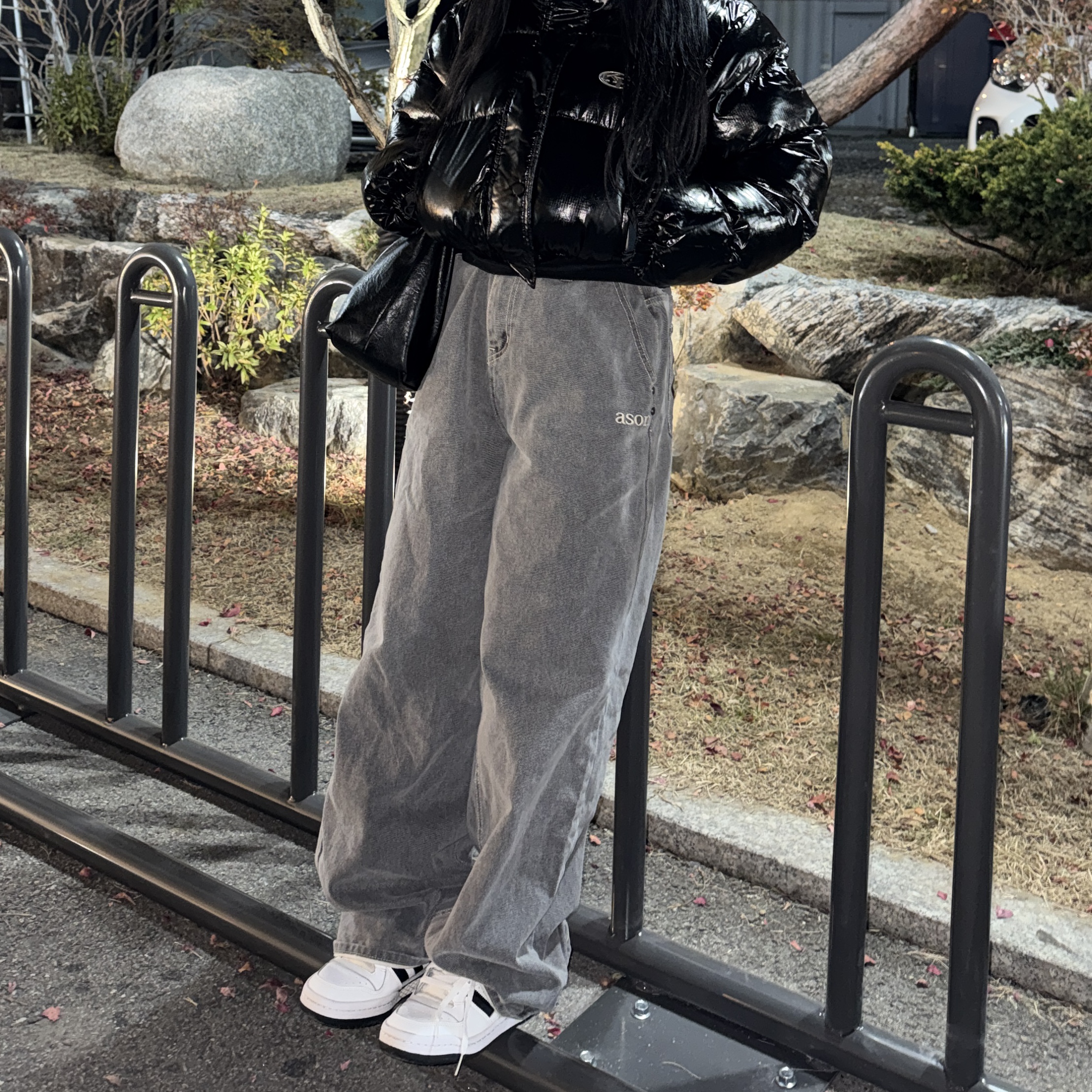 Adidas Forum Low White Black 착용 스타일