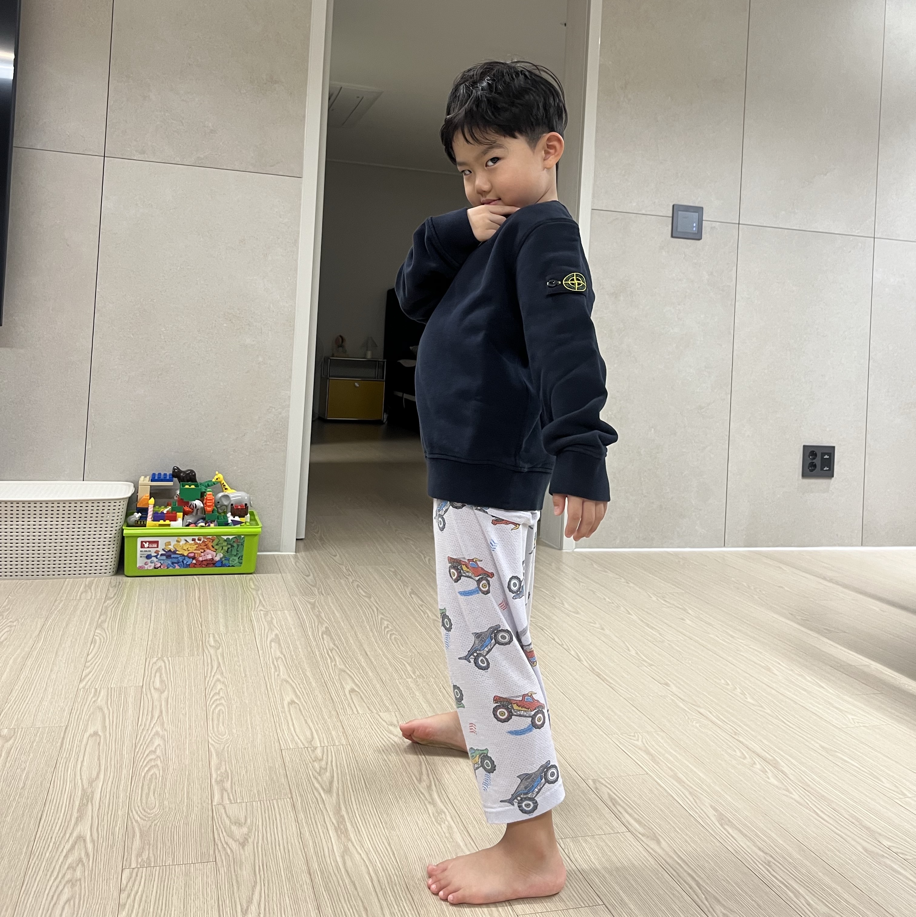 (Kids) Stone Island 61340 Cotton Fleece Crewneck Sweatshirt Navy Blue - 22FW 착용 스타일 - 3