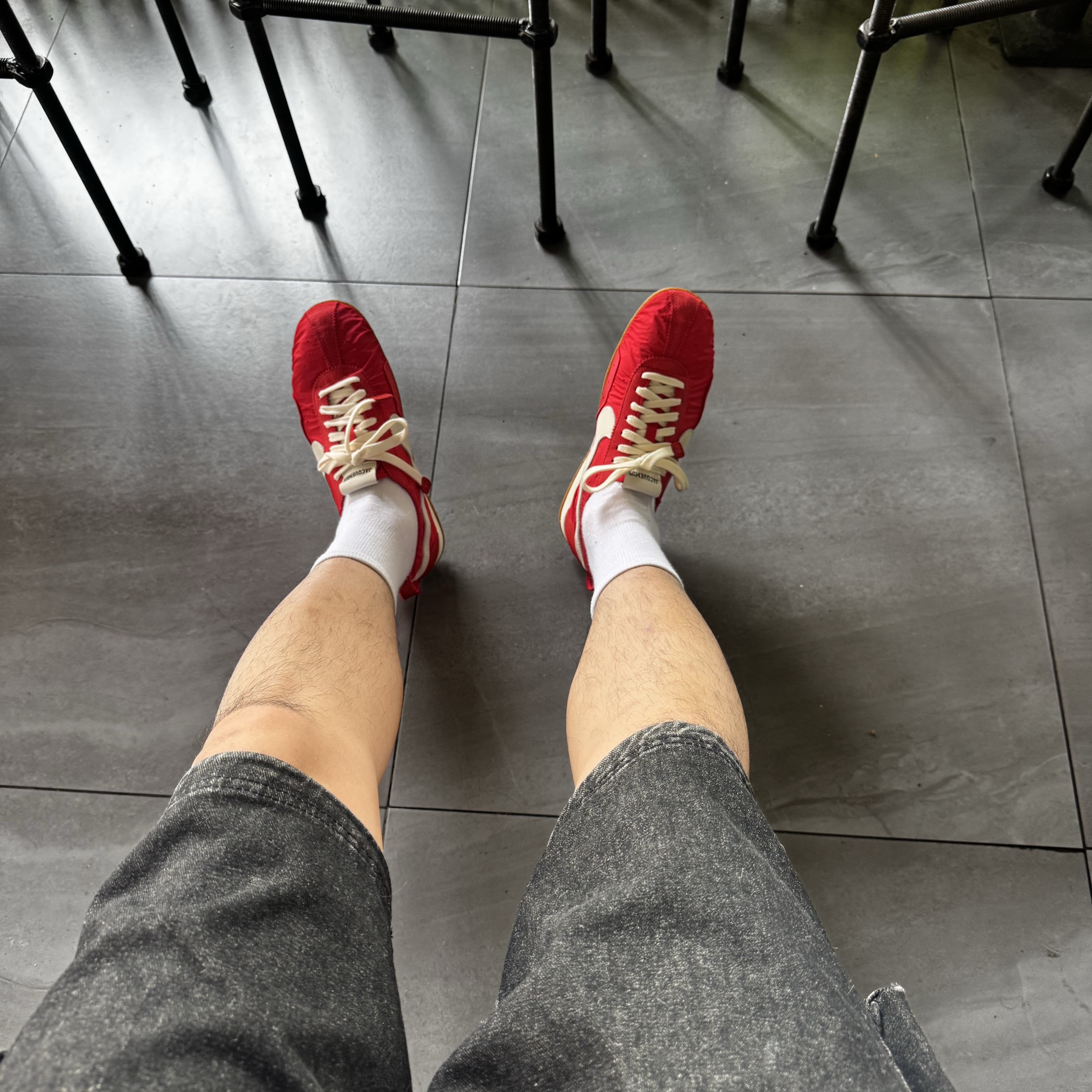 Nike x Jacquemus Moon Shoe SP University Red and Bicycle Yellow 착용 스타일
