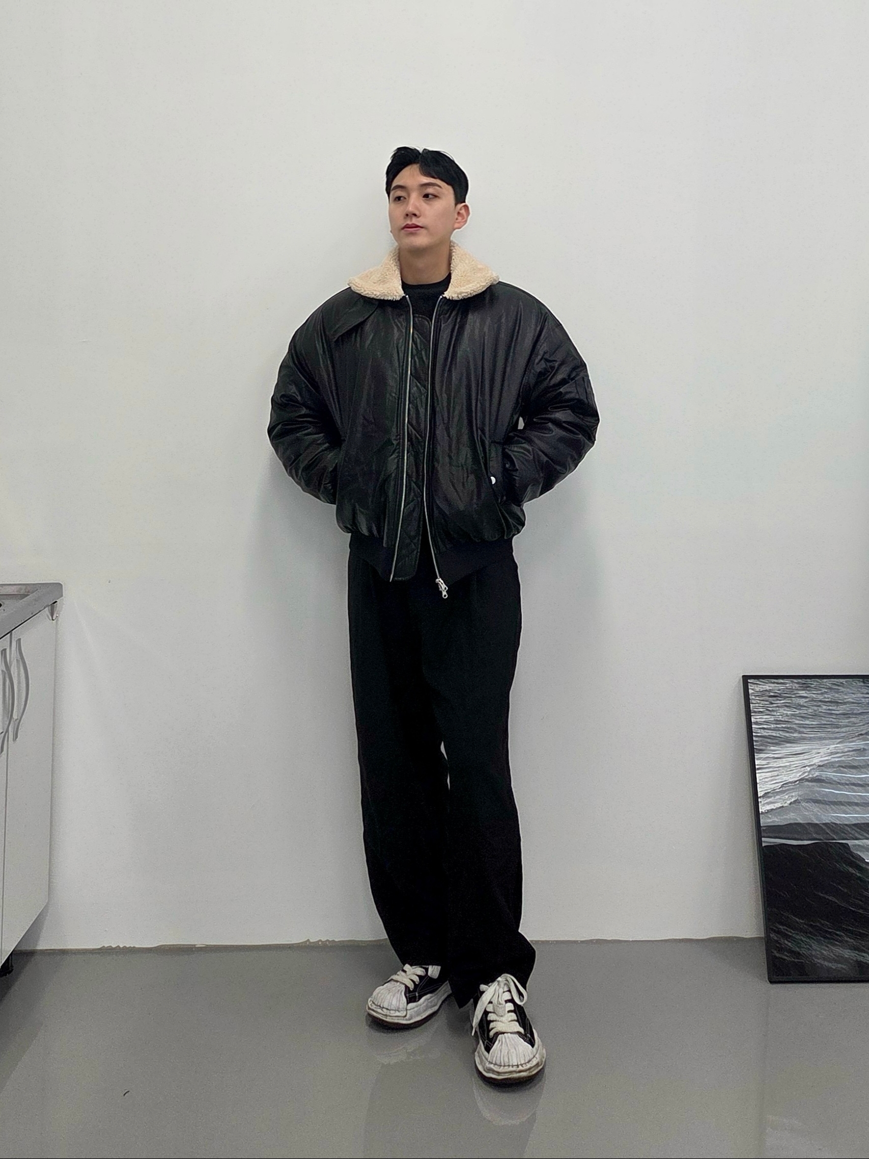 Maison Mihara Yasuhiro Peterson OG Sole Canvas Low Sneakers Black 착용 스타일 - 1