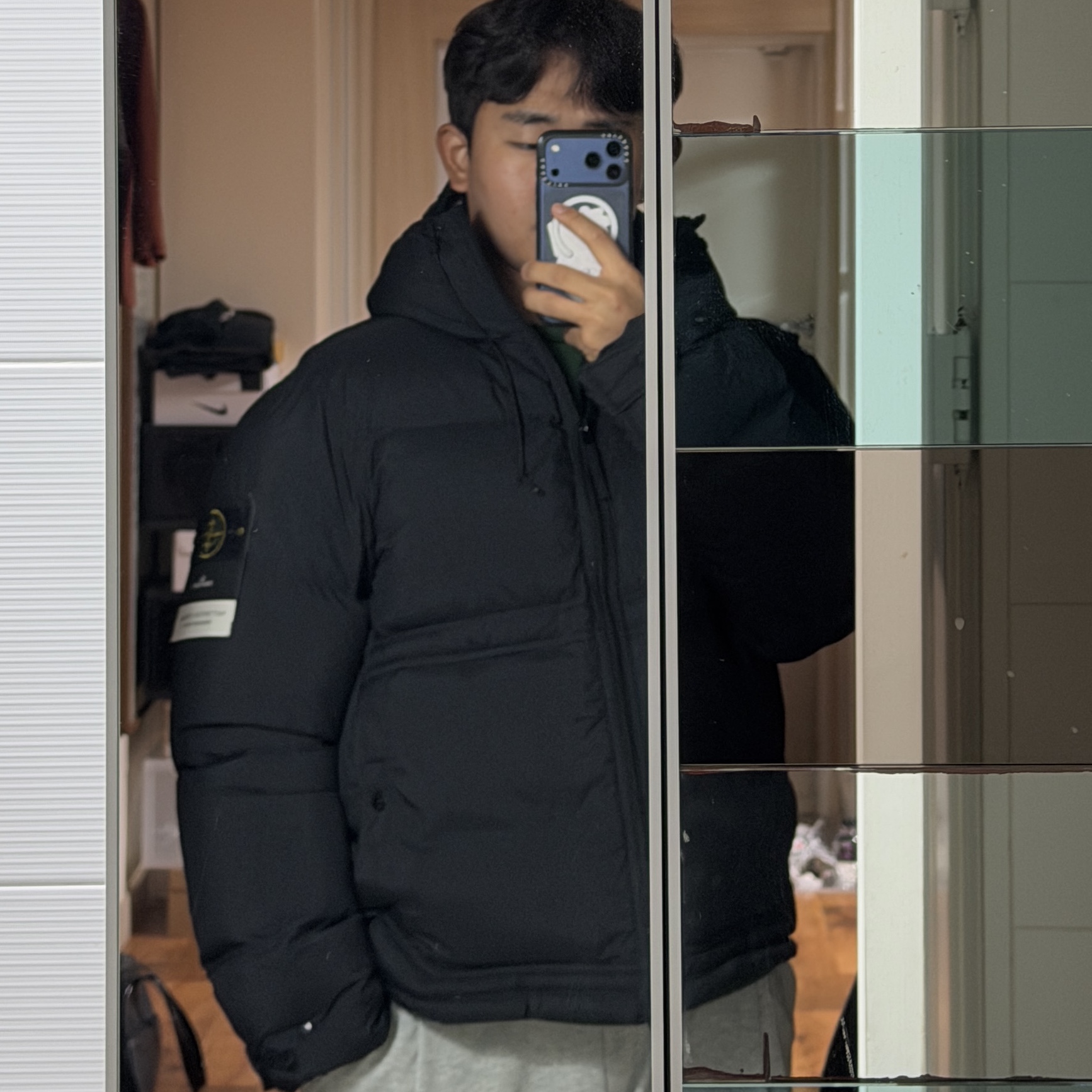 Stone Island 4100019 Matt Ripstop Cordura Advanced Fabrics Down Parka with Water Resistance and Snap Pockets Black - 25FW 착용 스타일