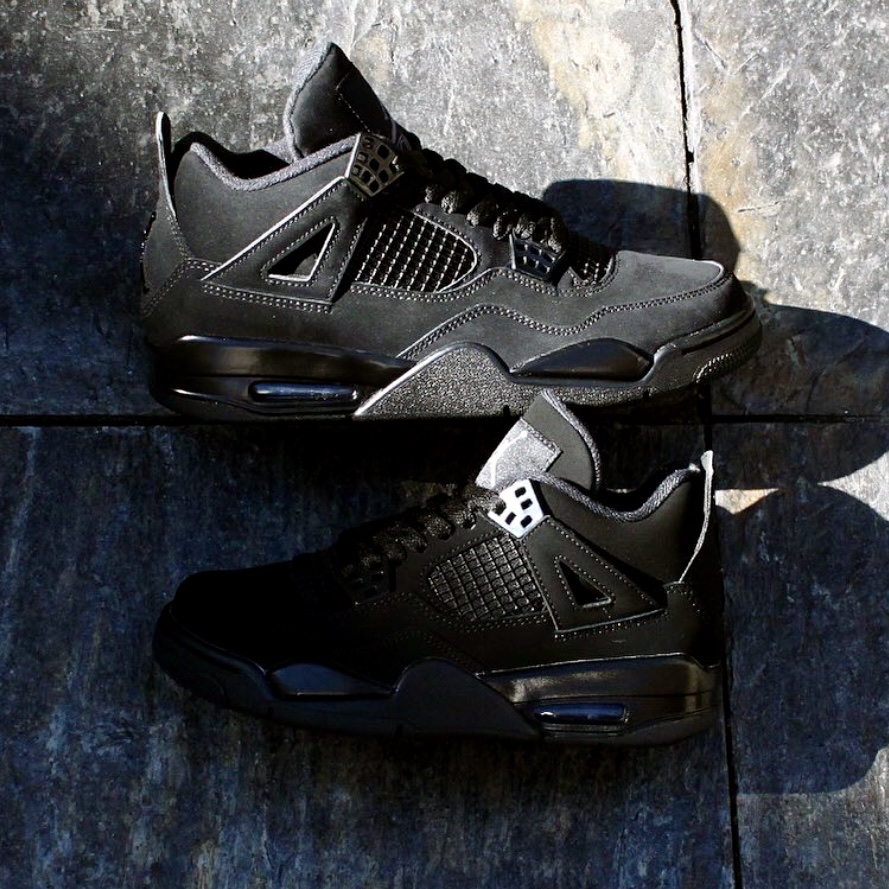 Jordan 4 Retro Black Cat 2025 착용 스타일 - 2