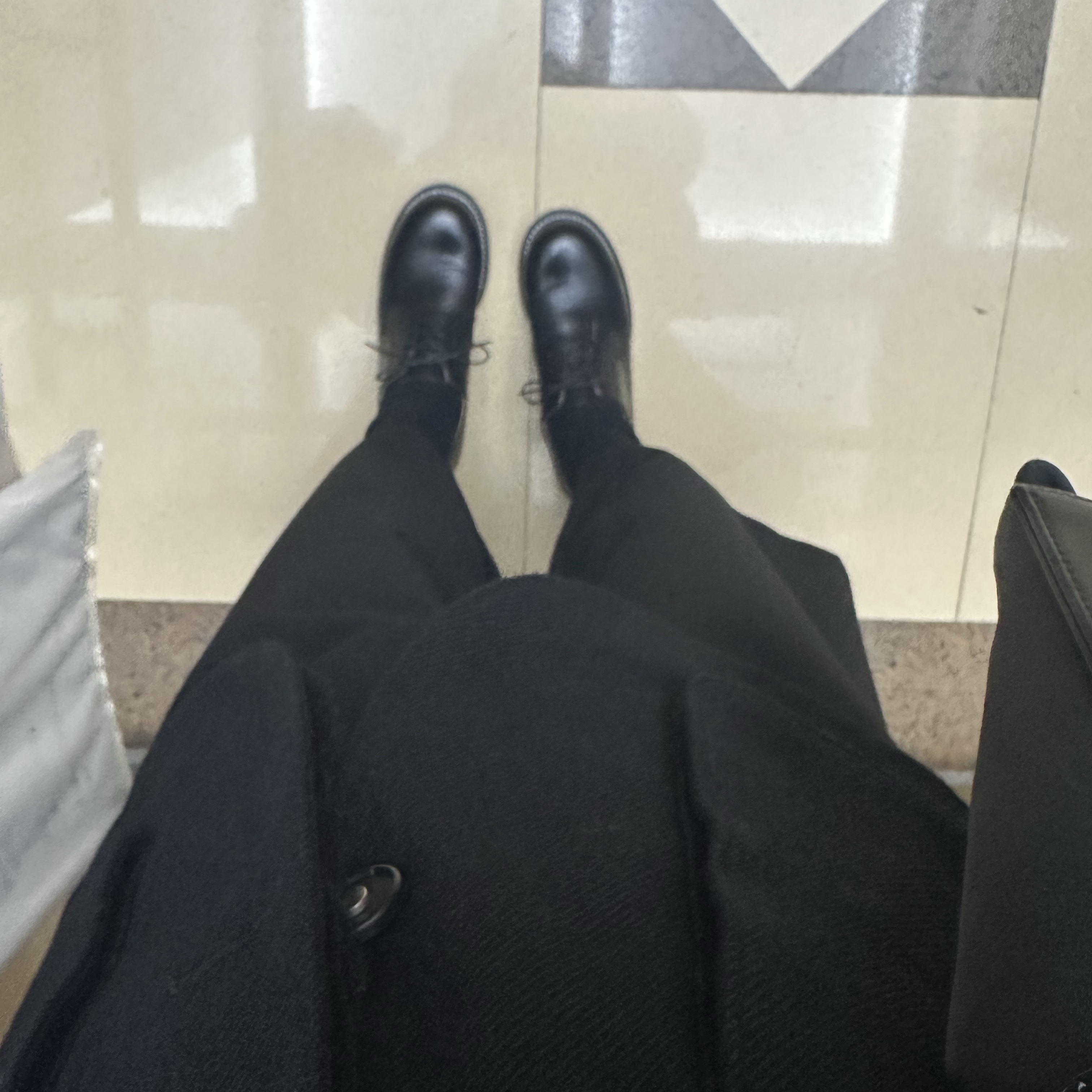 (W) Grds Blucher 14 Leather Black 착용 스타일