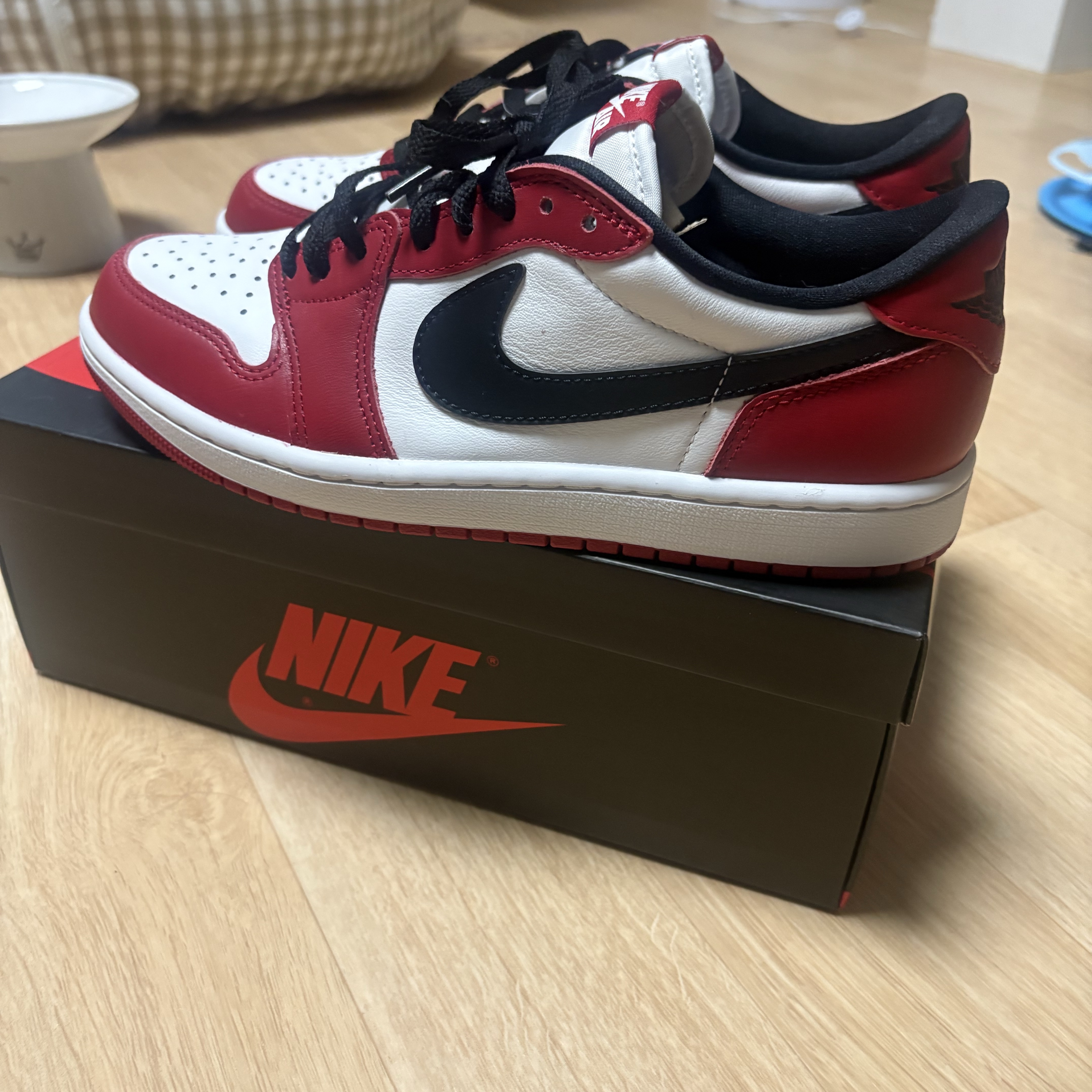 Jordan 1 Retro Low OG Chicago, Jordan 1 Retro High OG Chicago 2022 착용 스타일 - 1