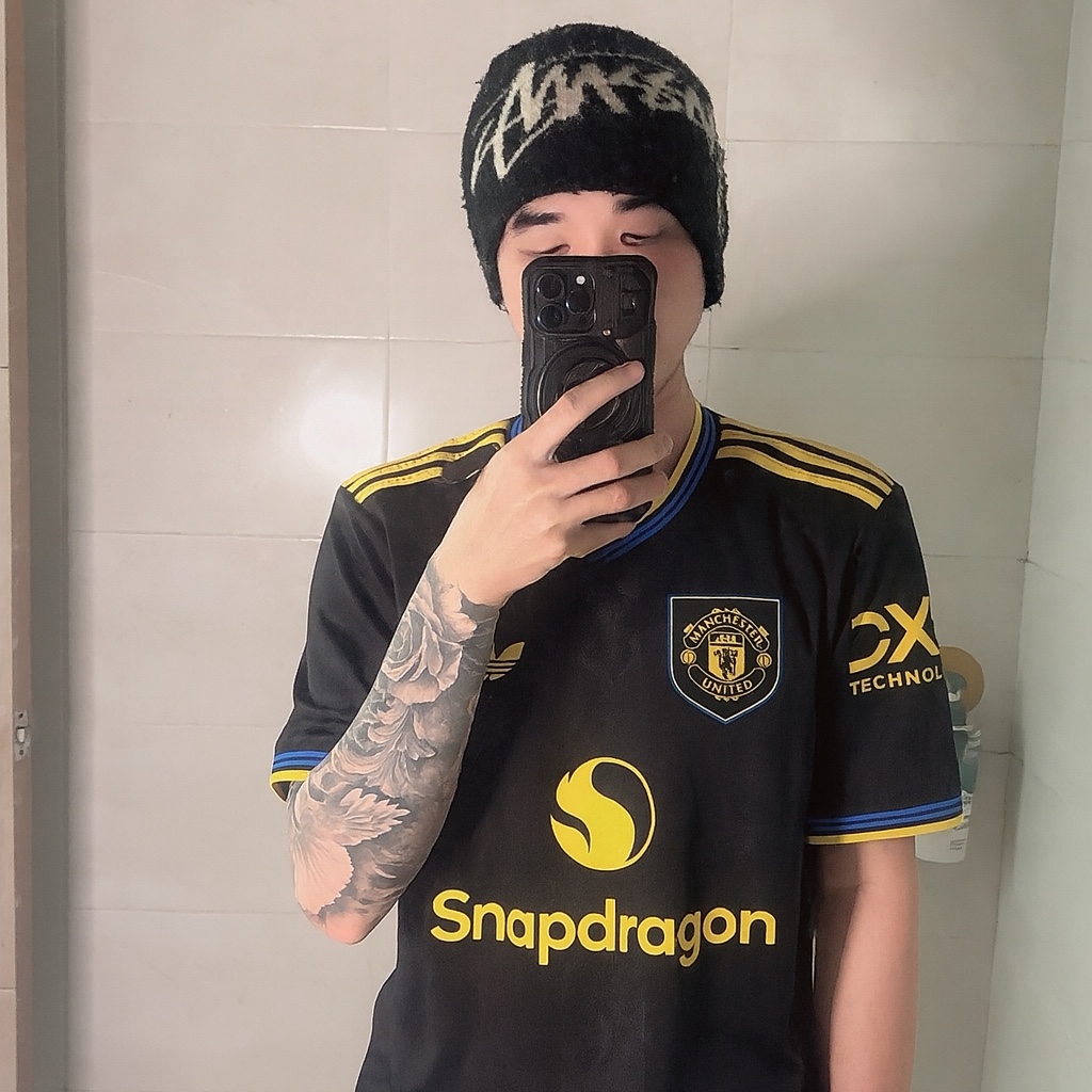 Adidas Manchester United 2025/26 3rd Jersey Black - KR Sizing (Non Marking Ver.), Stussy Brushed Out Stock Skullcap Beanie Black 착용 스타일