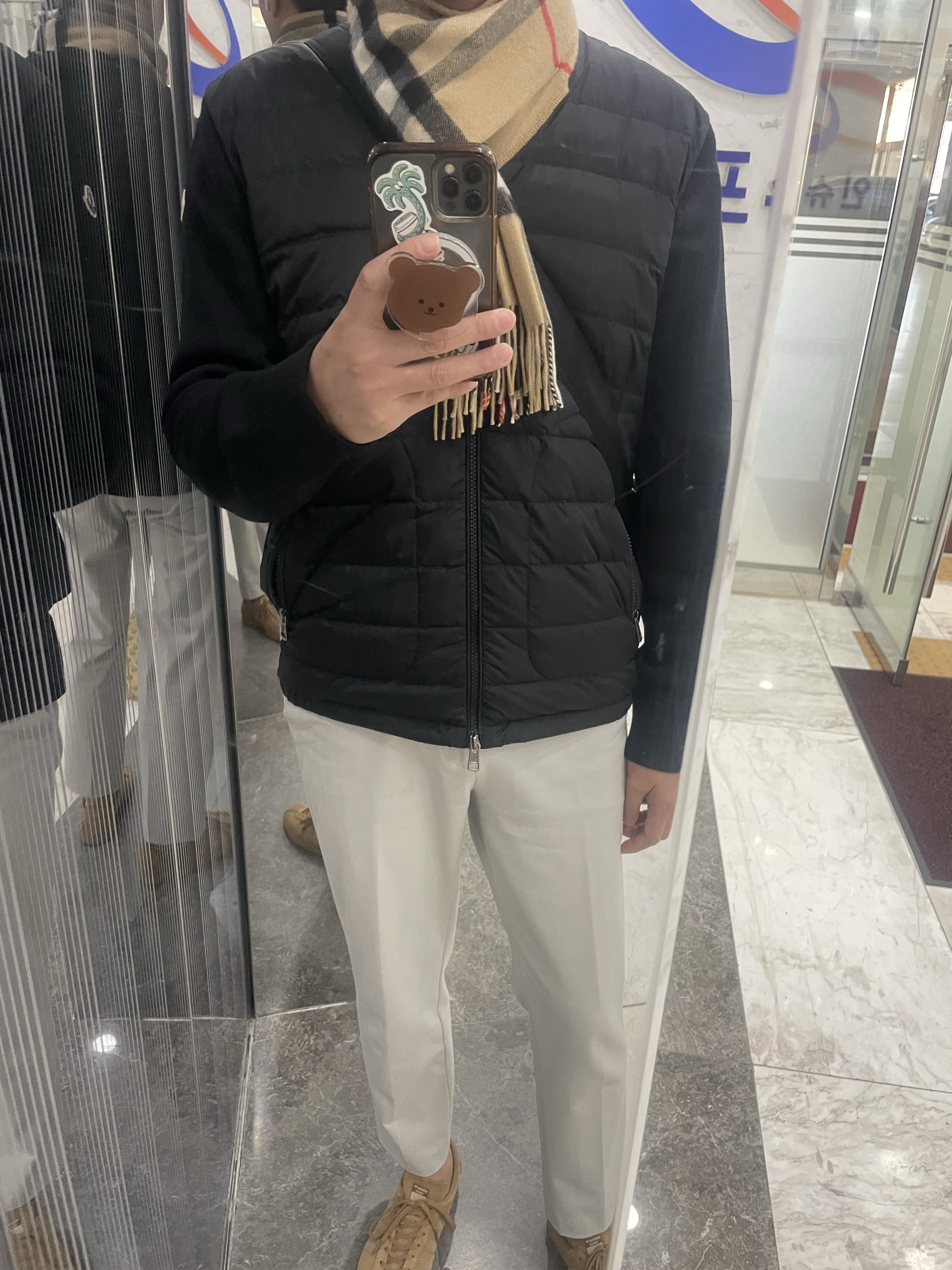 Moncler Padded Zip Up Cardigan Black - 25FW 착용 스타일