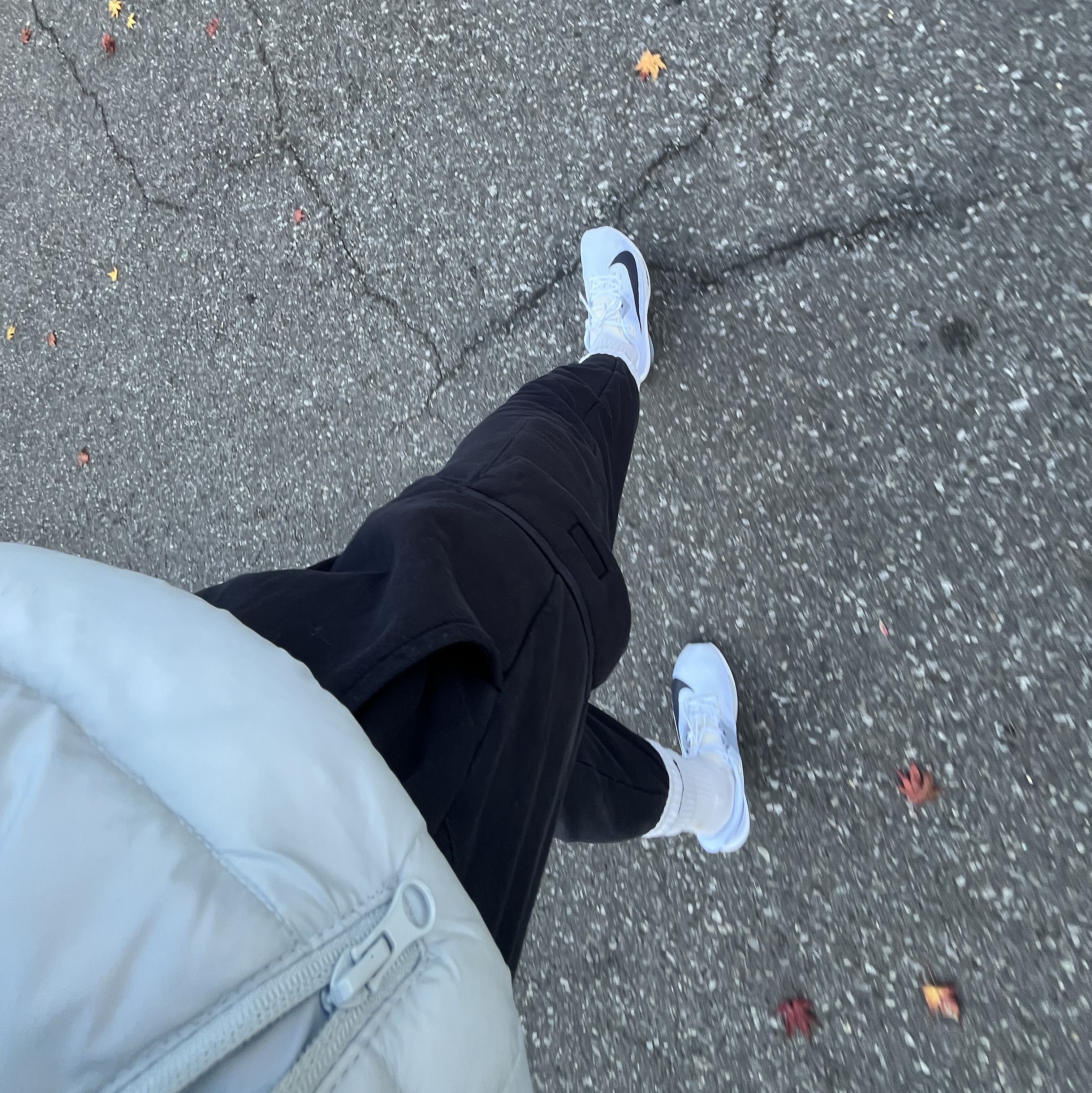Nike Air Zoom Rival Fly 4 White Pure Platinum 착용 스타일