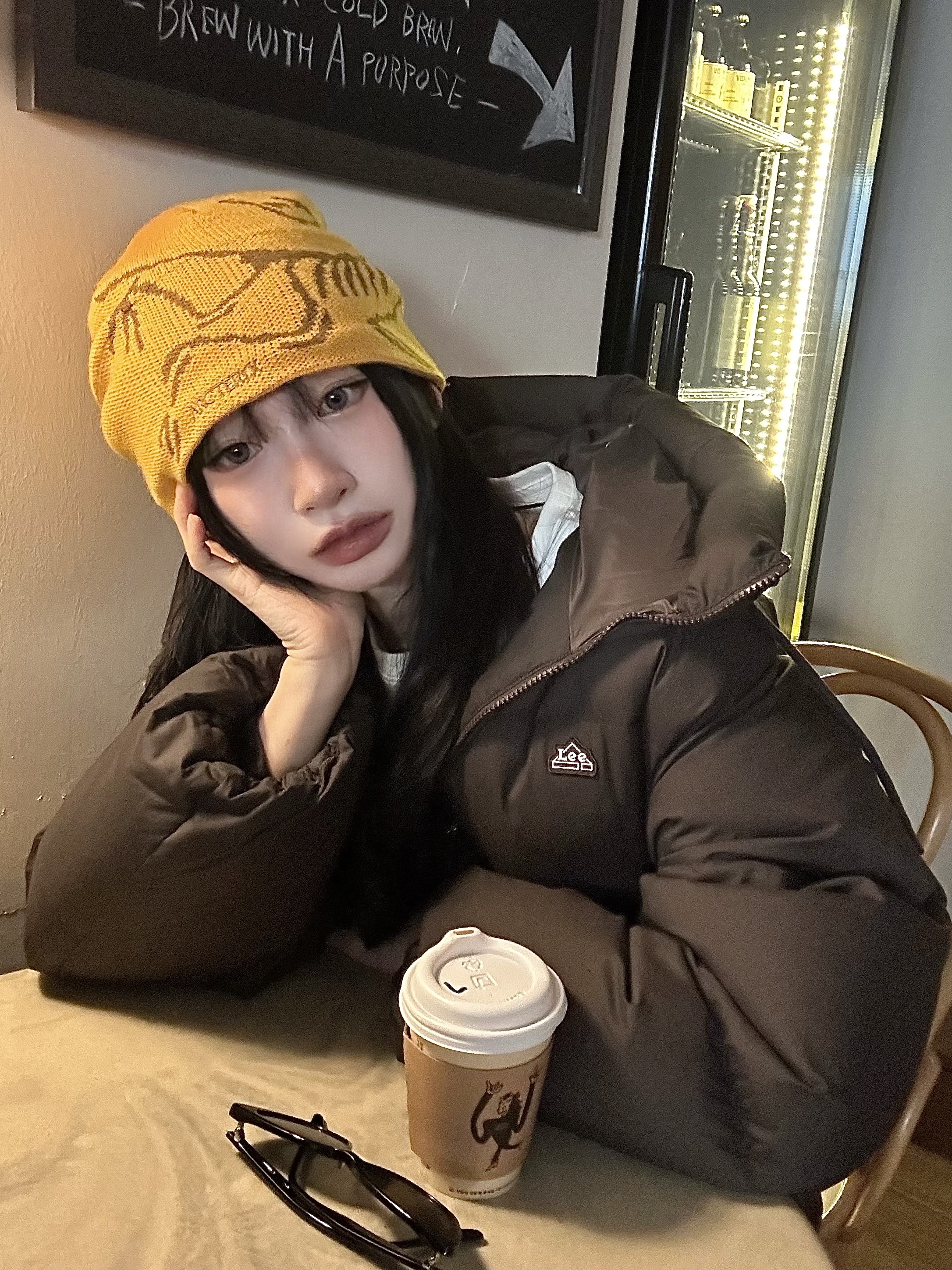 Arc'teryx Bird Head Toque Oracle, Kapital No.6 Canvas Snufkin Bag Camel 착용 스타일 - 3